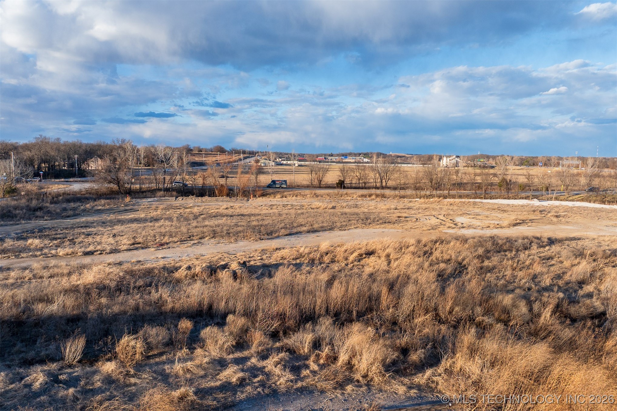 7911 S 209th East Avenue Property Photo 24