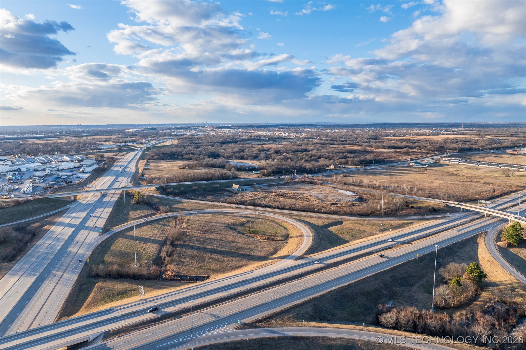 7911 S 209th East Avenue Property Photo 29