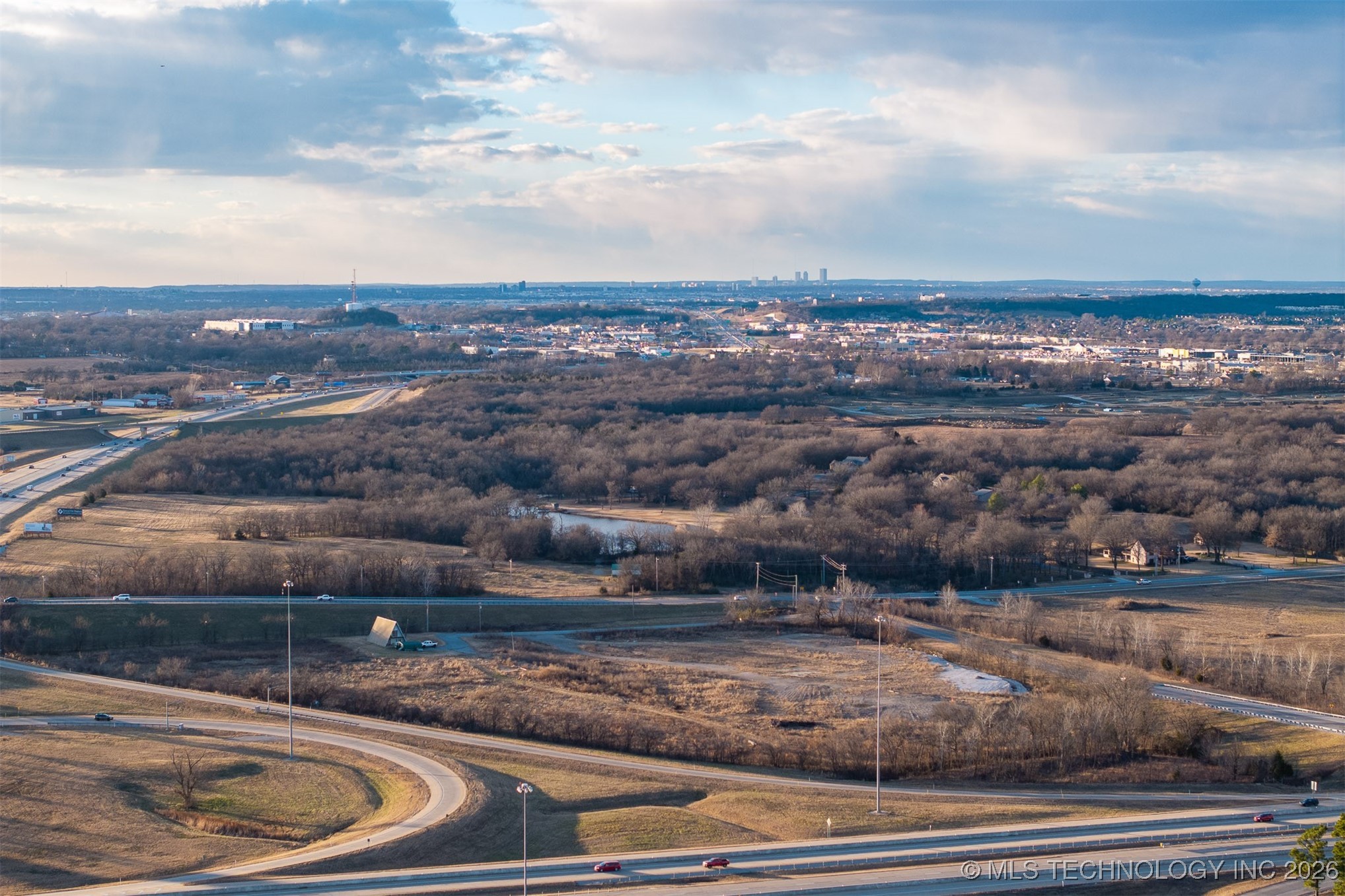7911 S 209th East Avenue Property Photo 30