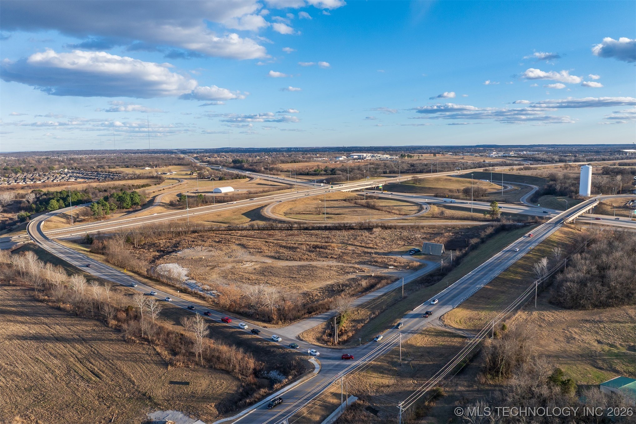 7911 S 209th East Avenue Property Photo 39