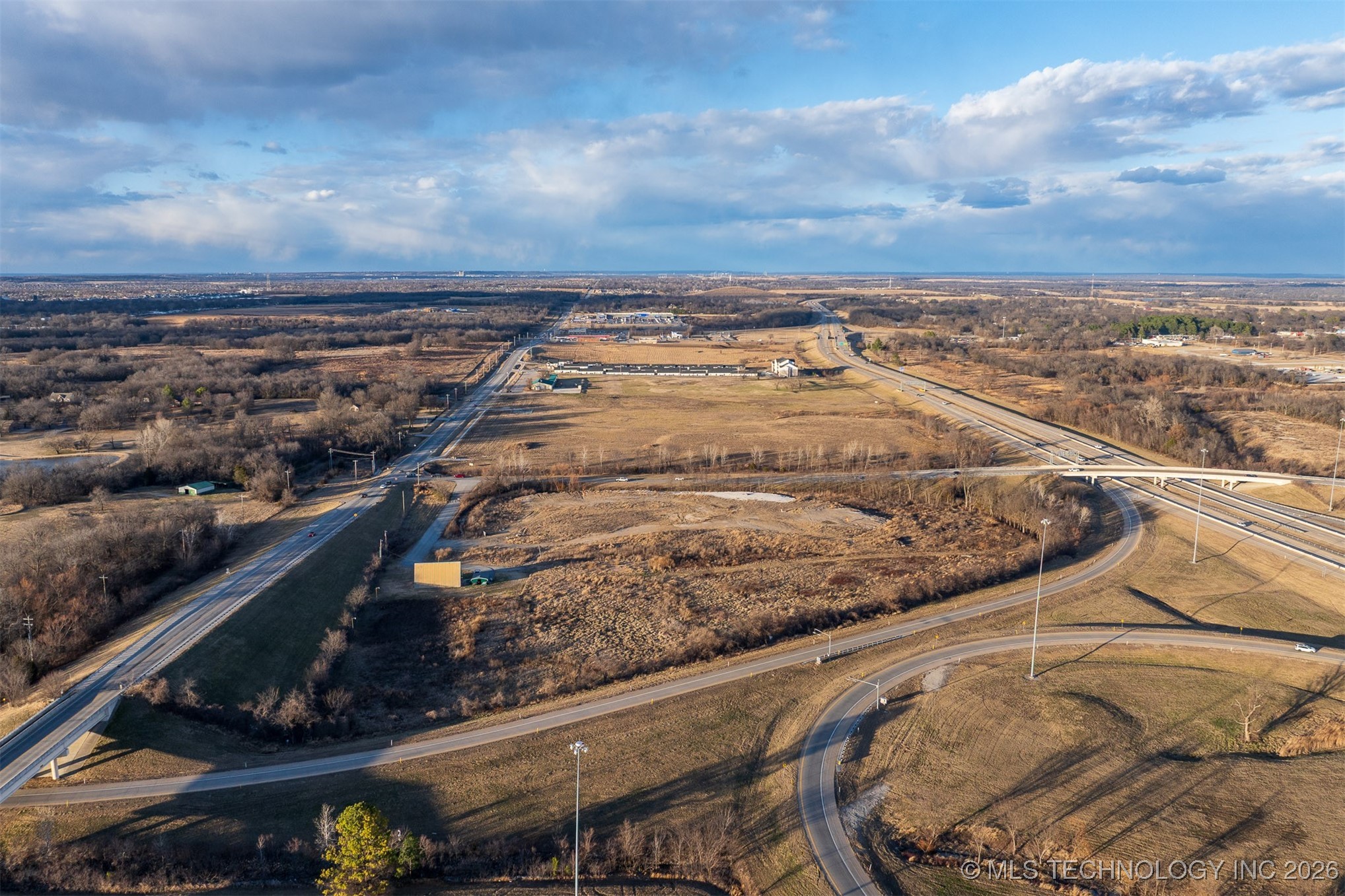 7911 S 209th East Avenue Property Photo 44