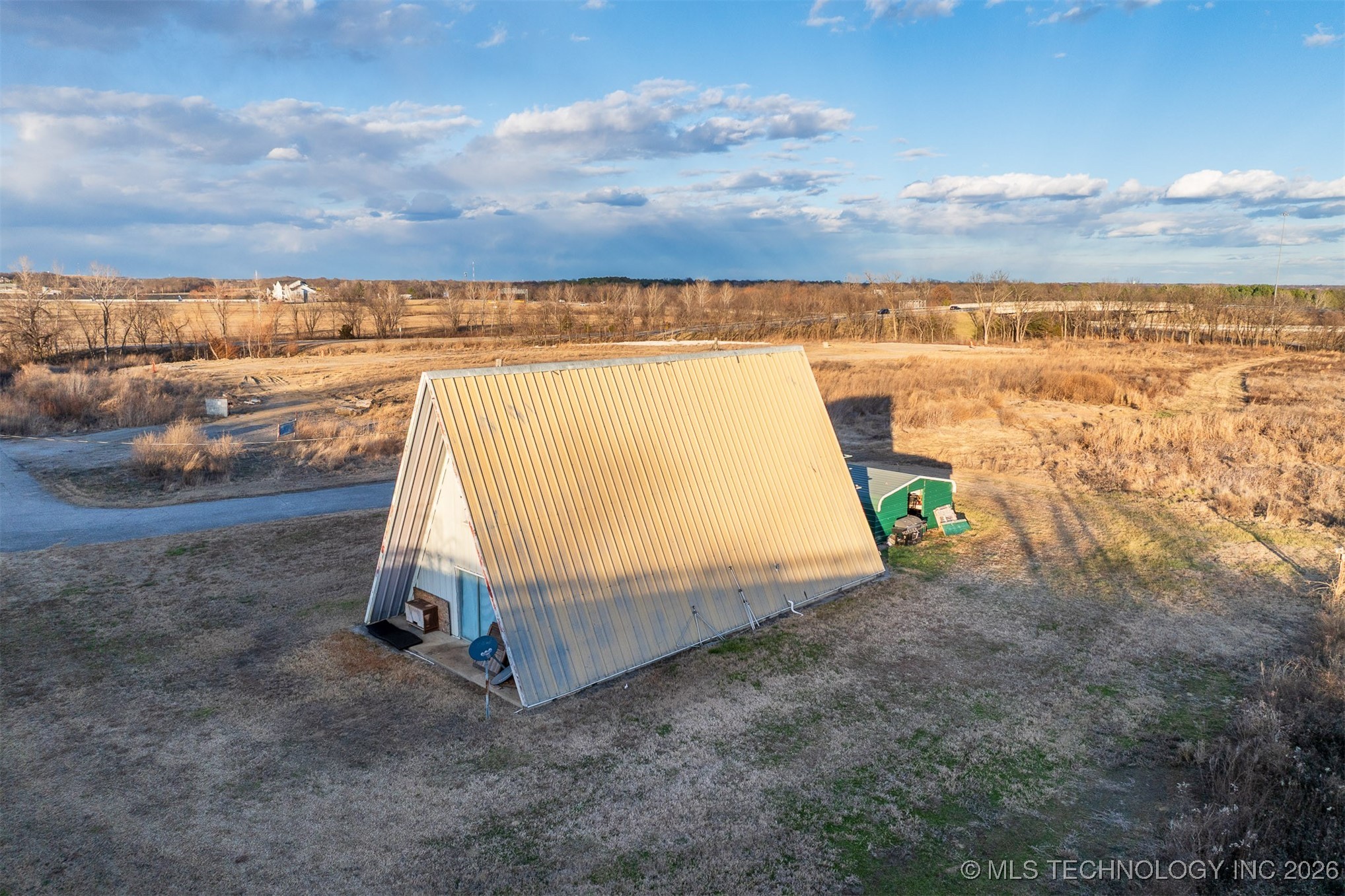 7911 S 209th East Avenue Property Photo 55