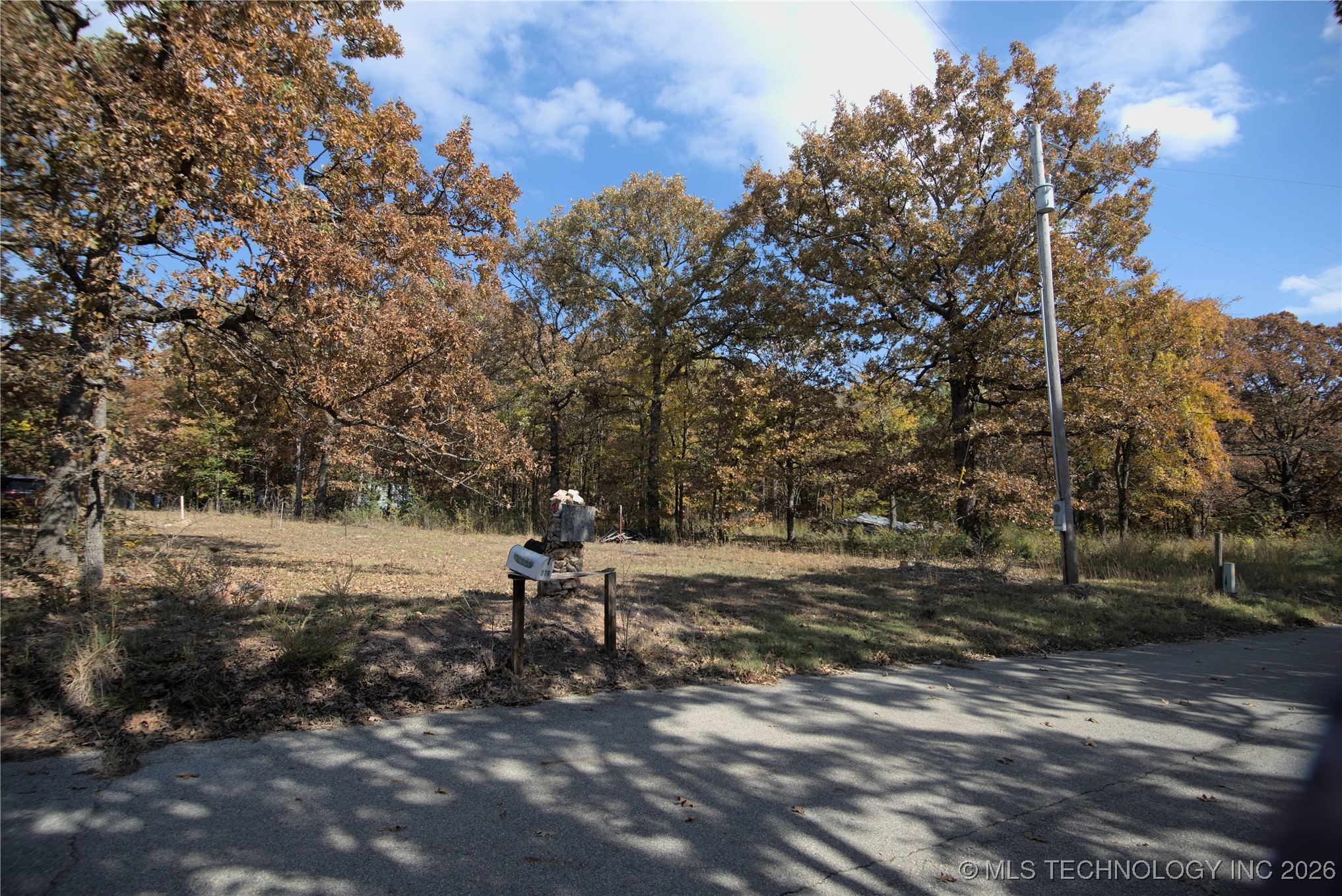 428 Hendryx Point Road Property Photo 3