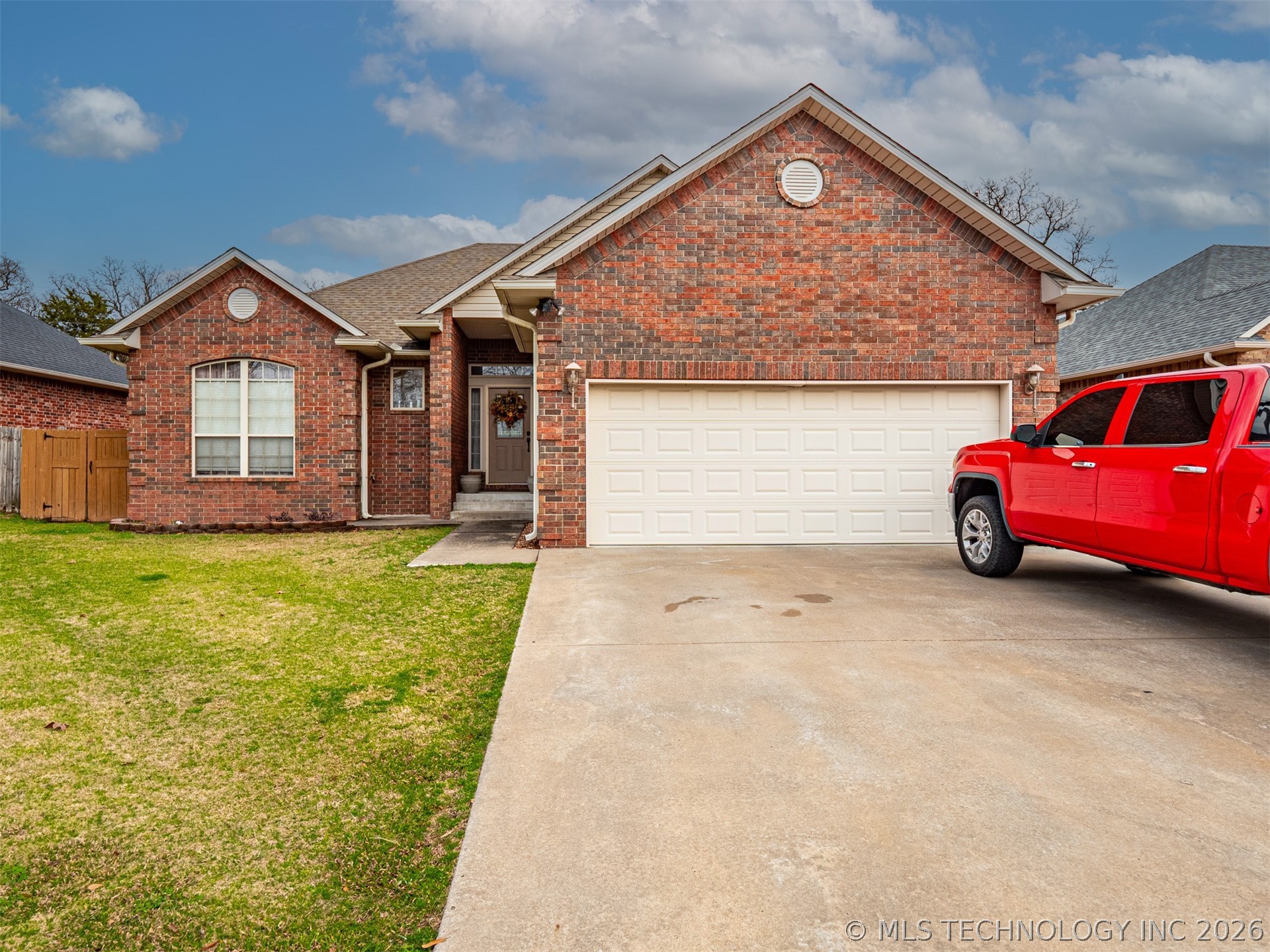 1410 S 5th Street Property Photo 2