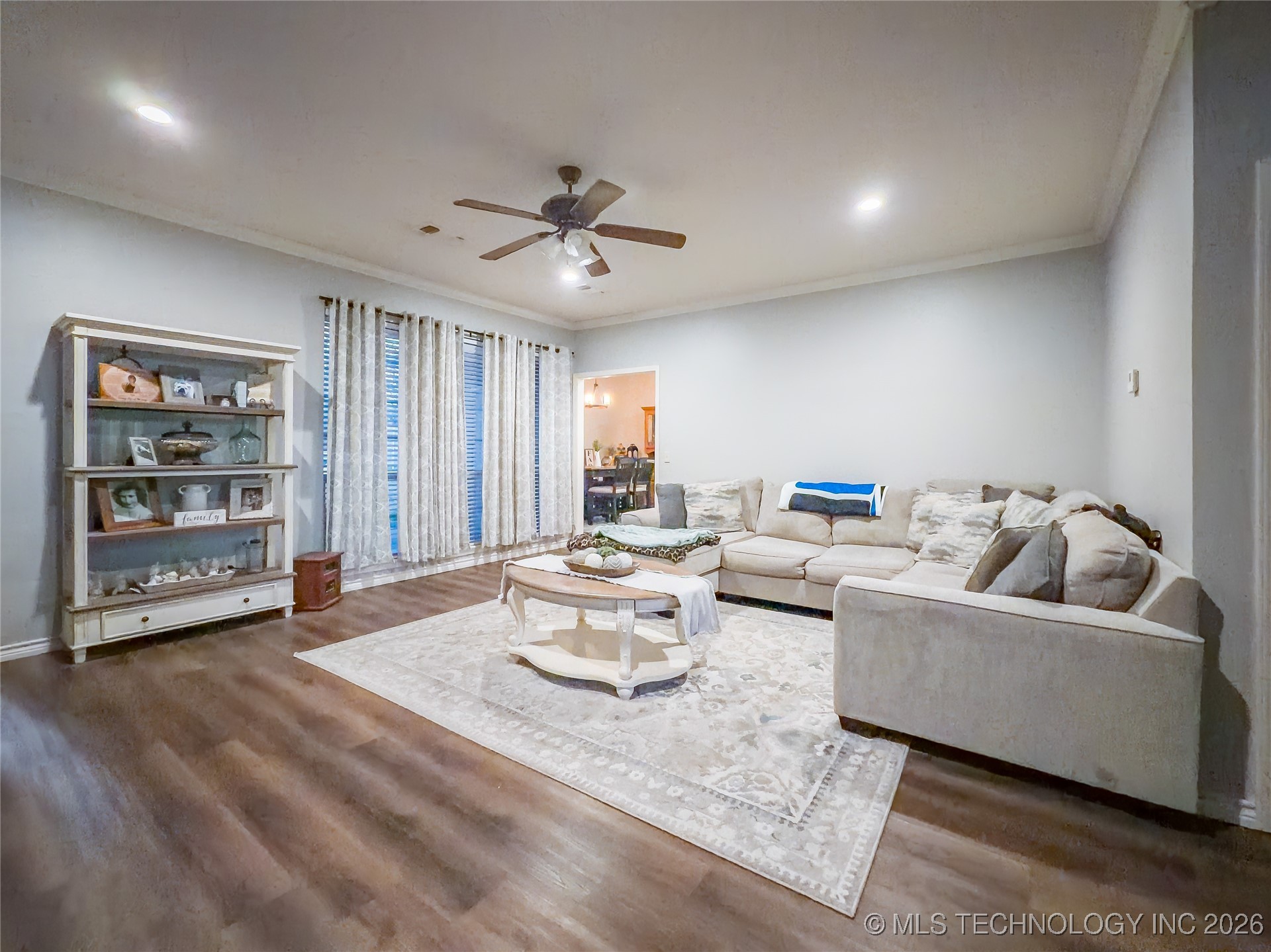 1410 S 5th Street Property Photo 4