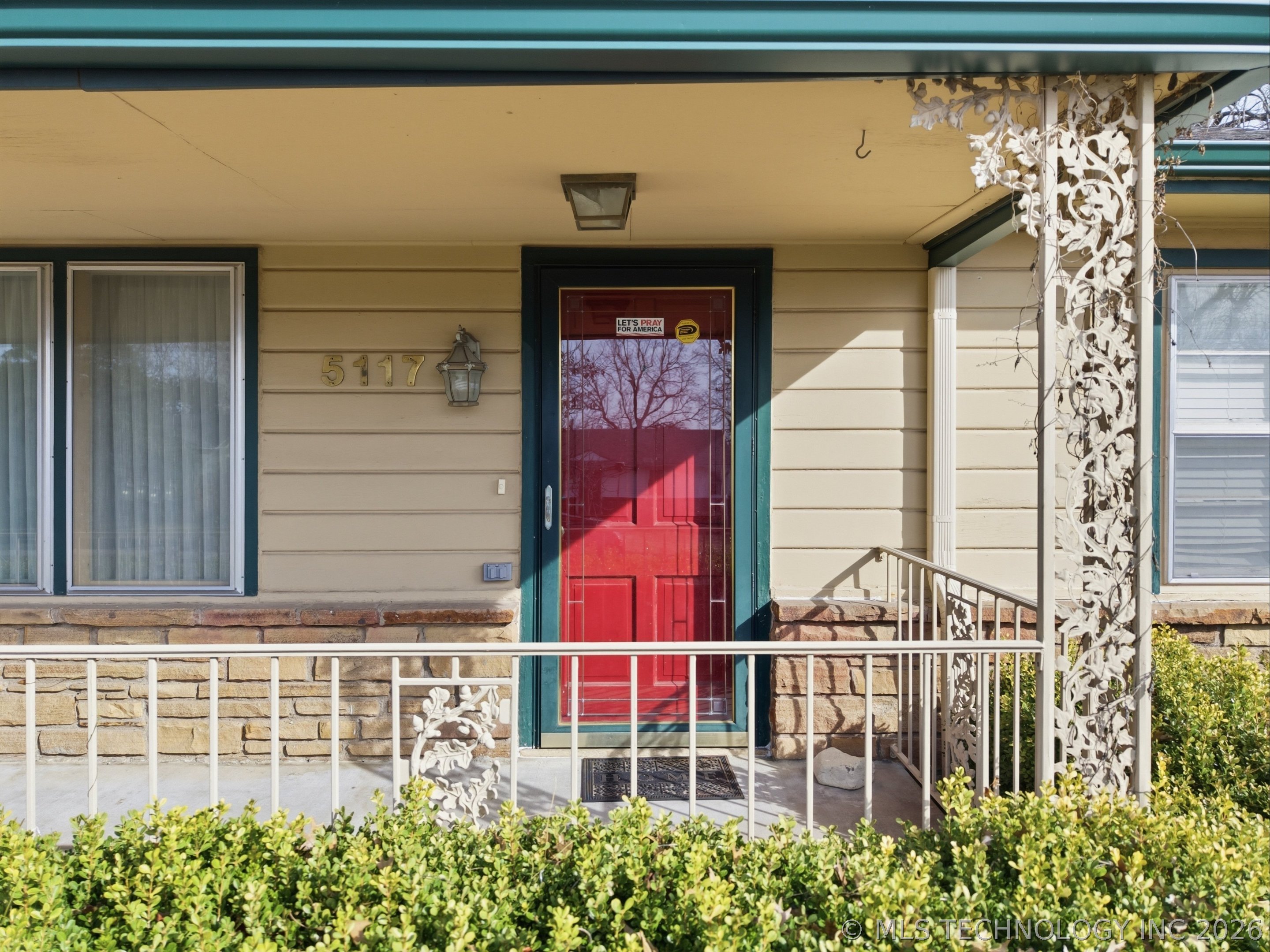 5117 E 23rd Street Property Photo 5