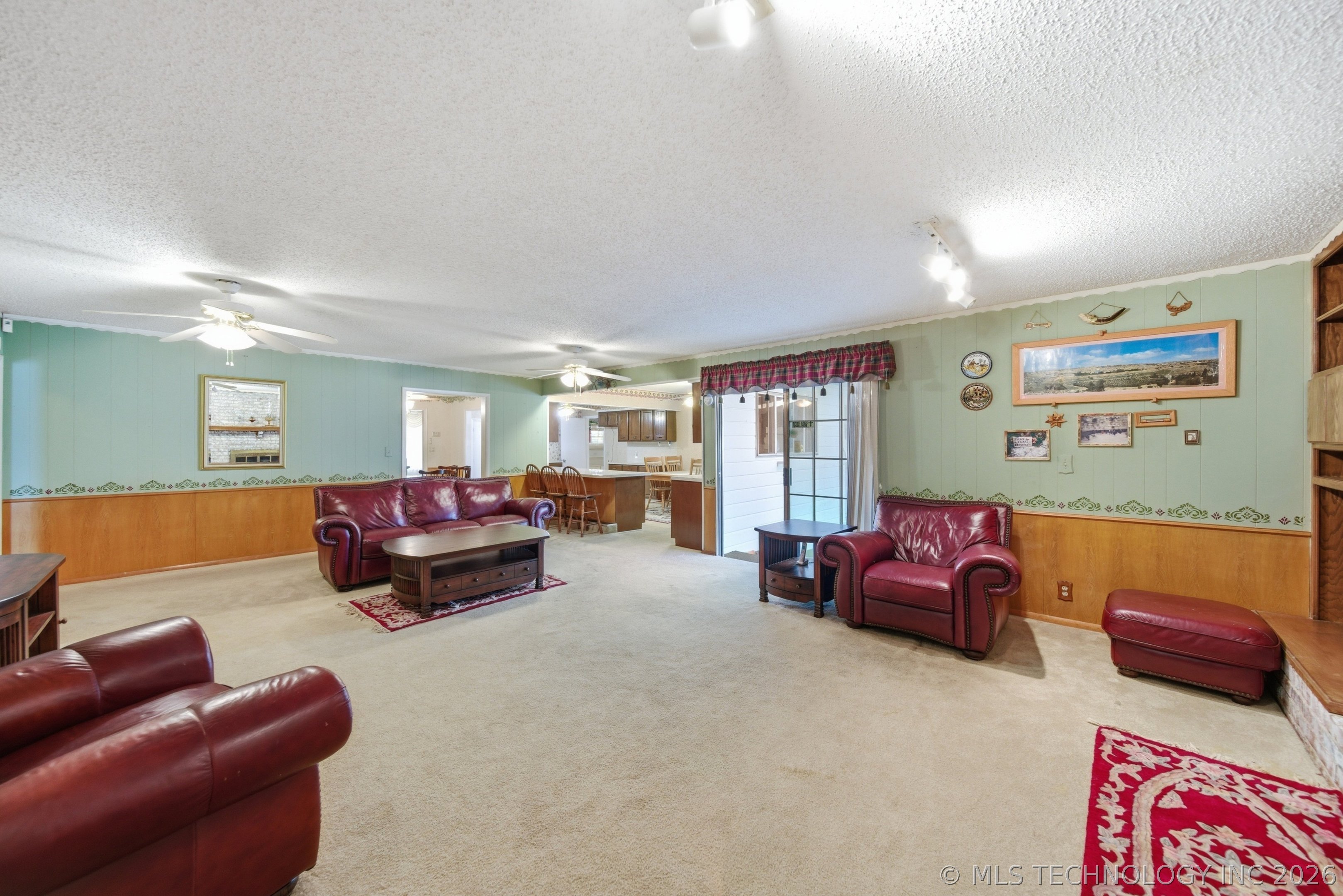 5117 E 23rd Street Property Photo 11