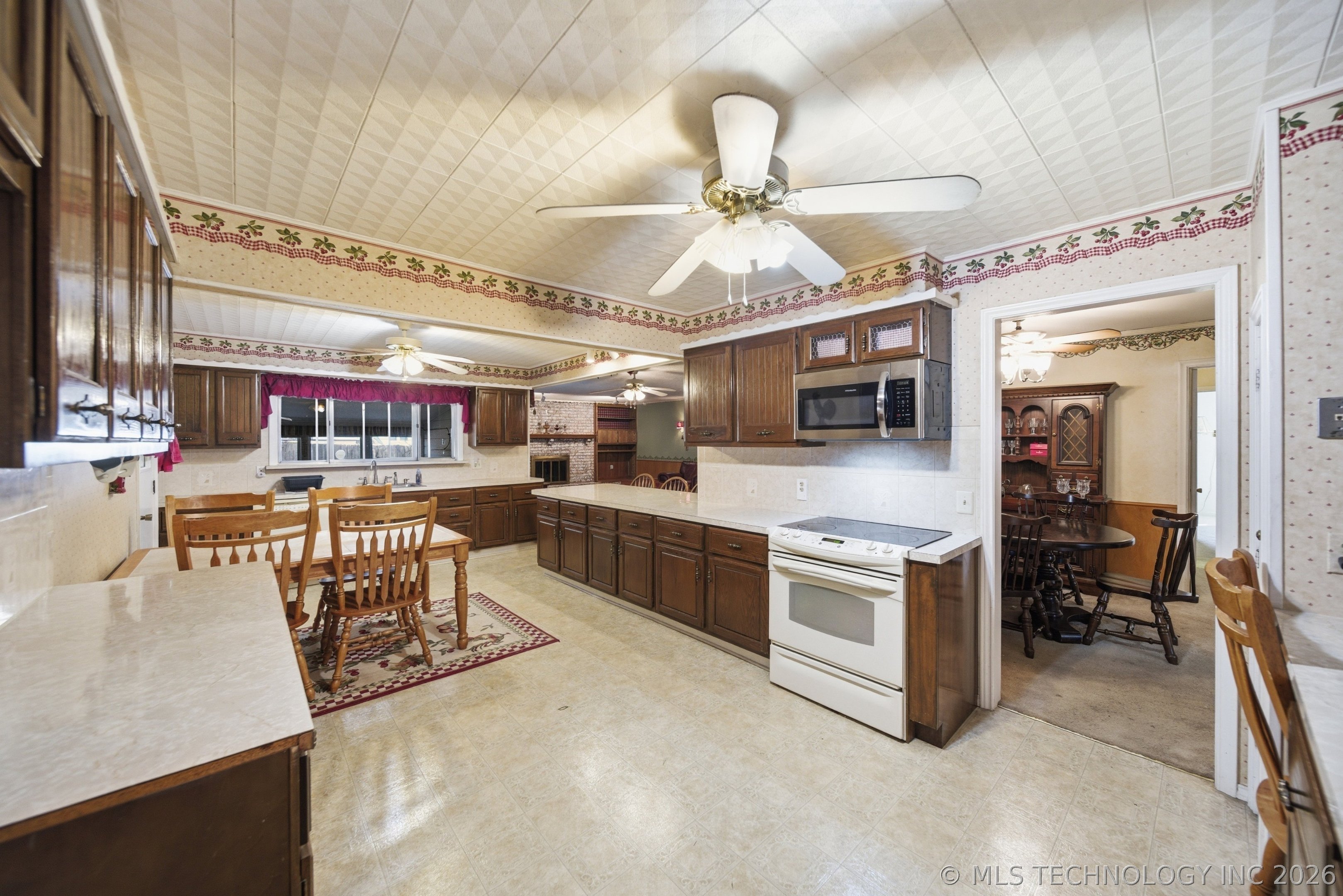 5117 E 23rd Street Property Photo 12