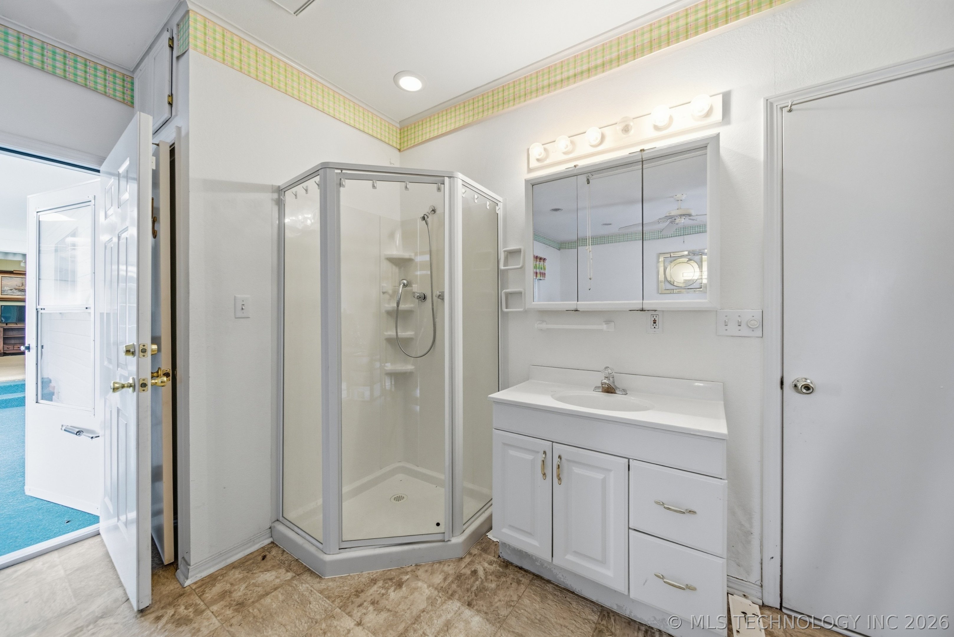 5117 E 23rd Street Property Photo 21