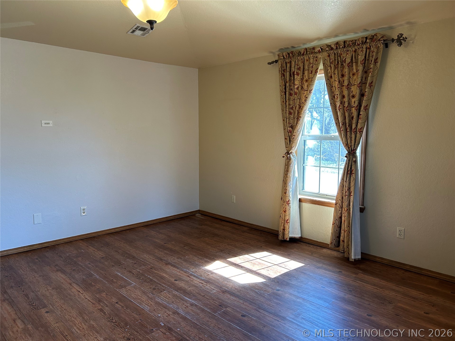 710 Cavalry Street Property Photo 3