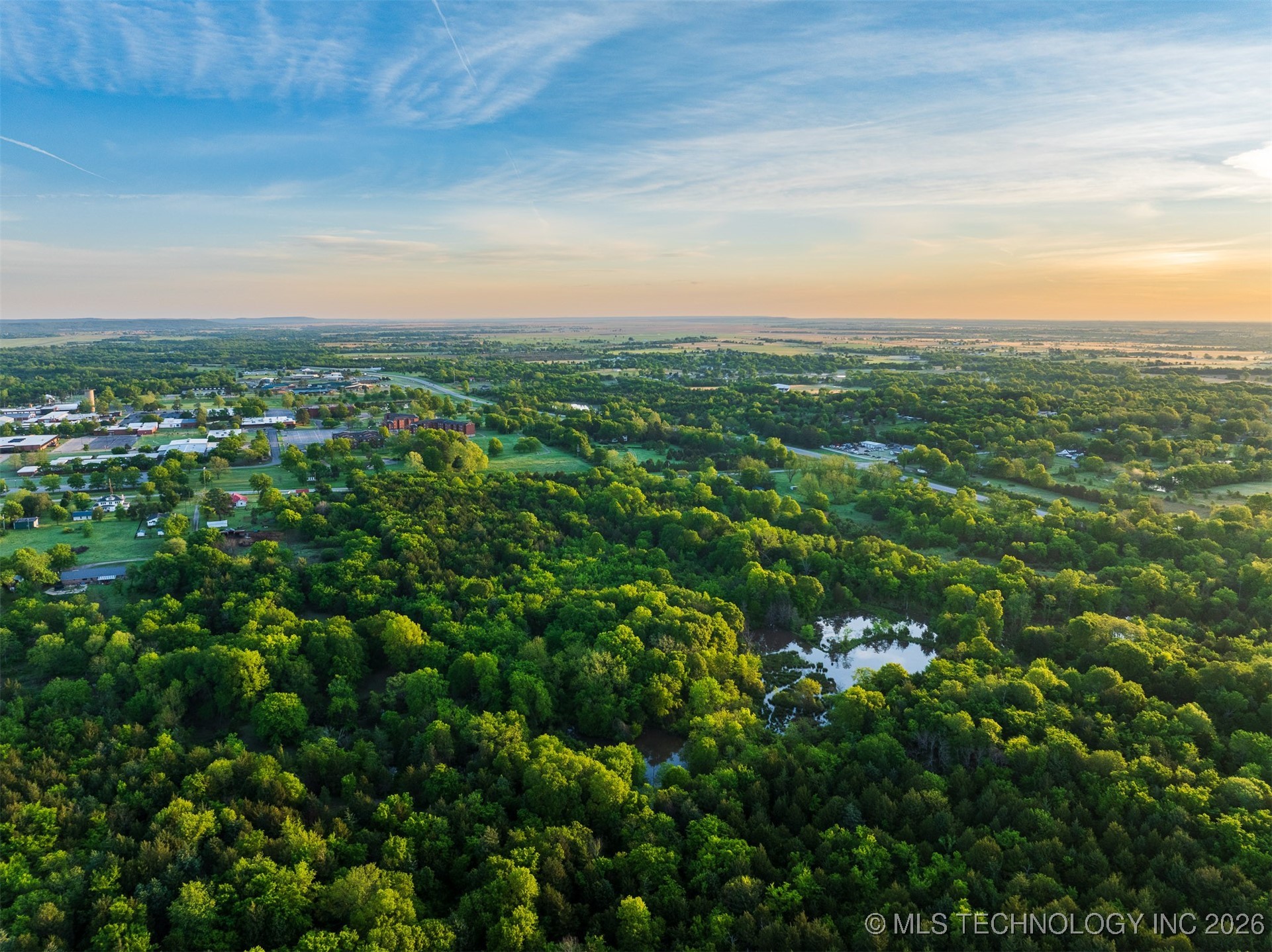 125 E Southbrook Avenue Property Photo 16