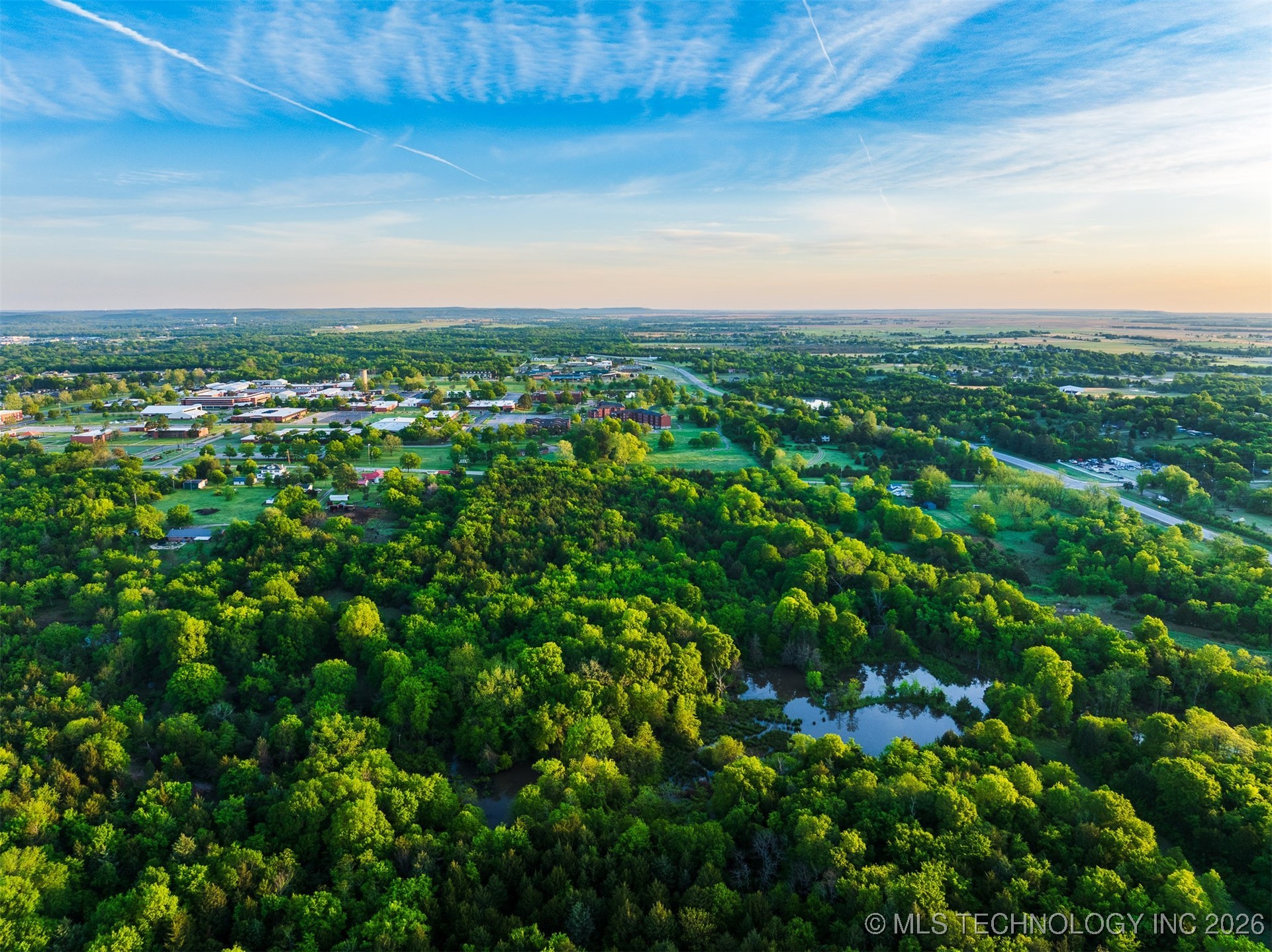 125 E Southbrook Avenue Property Photo 17