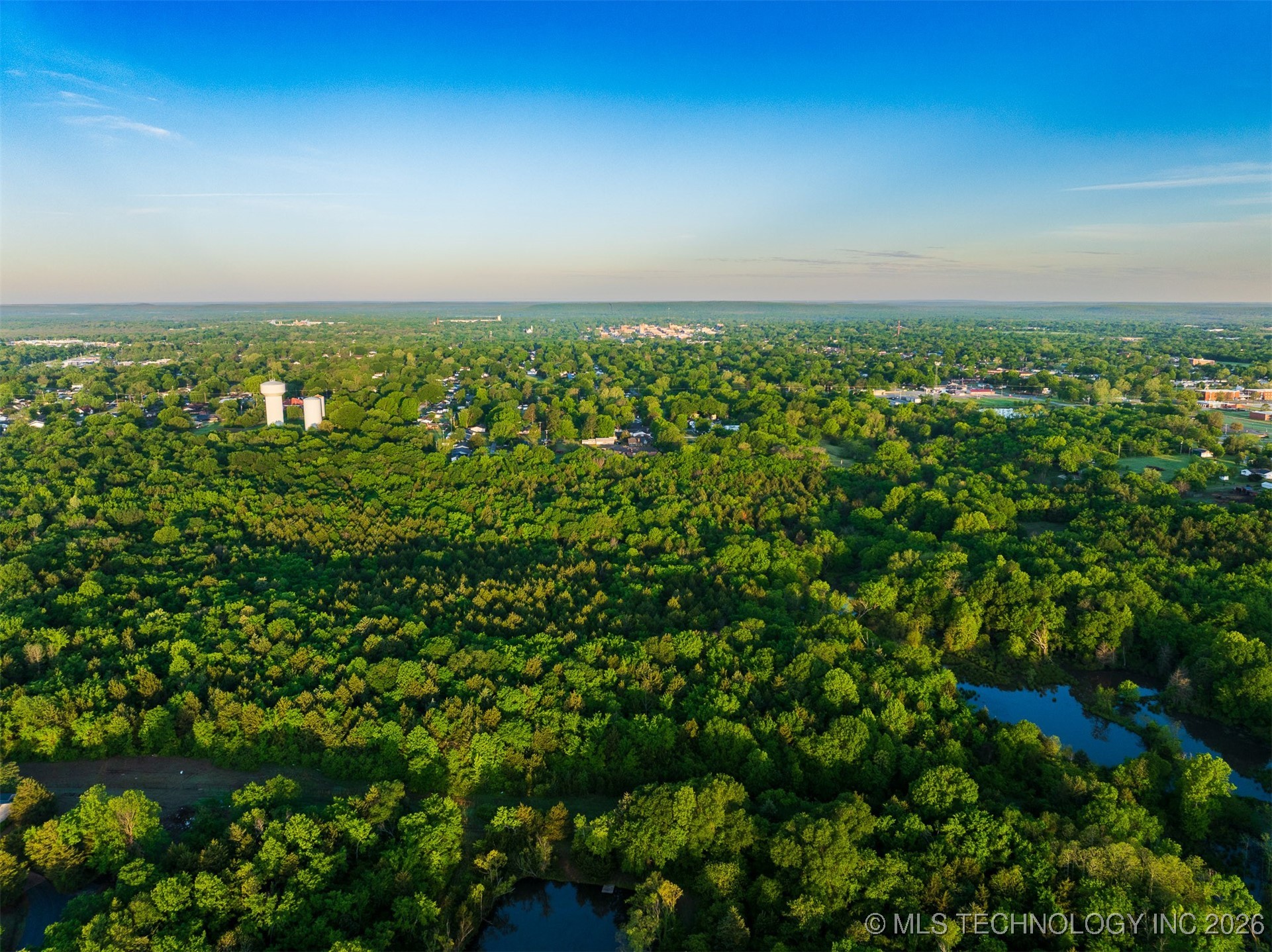 125 E Southbrook Avenue Property Photo 21