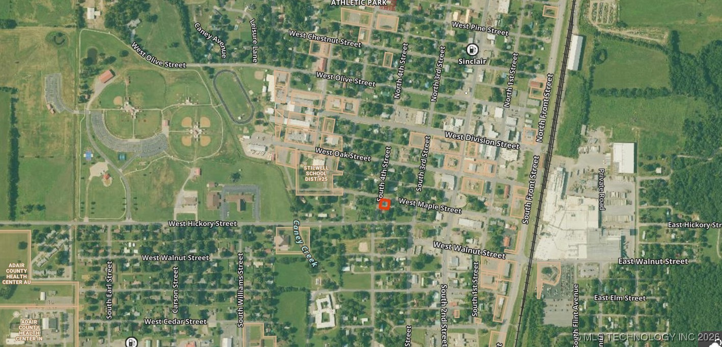 320 W Maple Street Property Photo 11