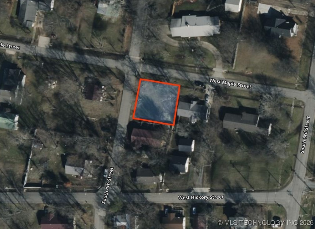 320 W Maple Street Property Photo 12