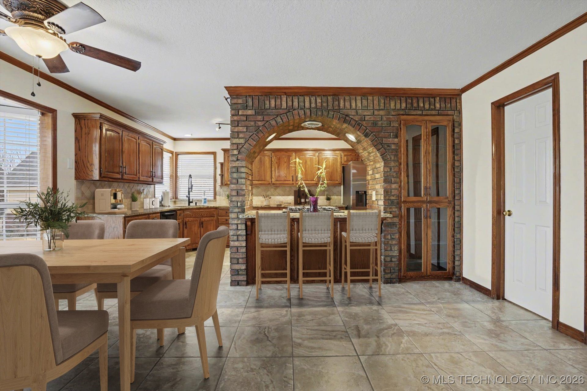 7918 N 156th East Avenue Property Photo 8