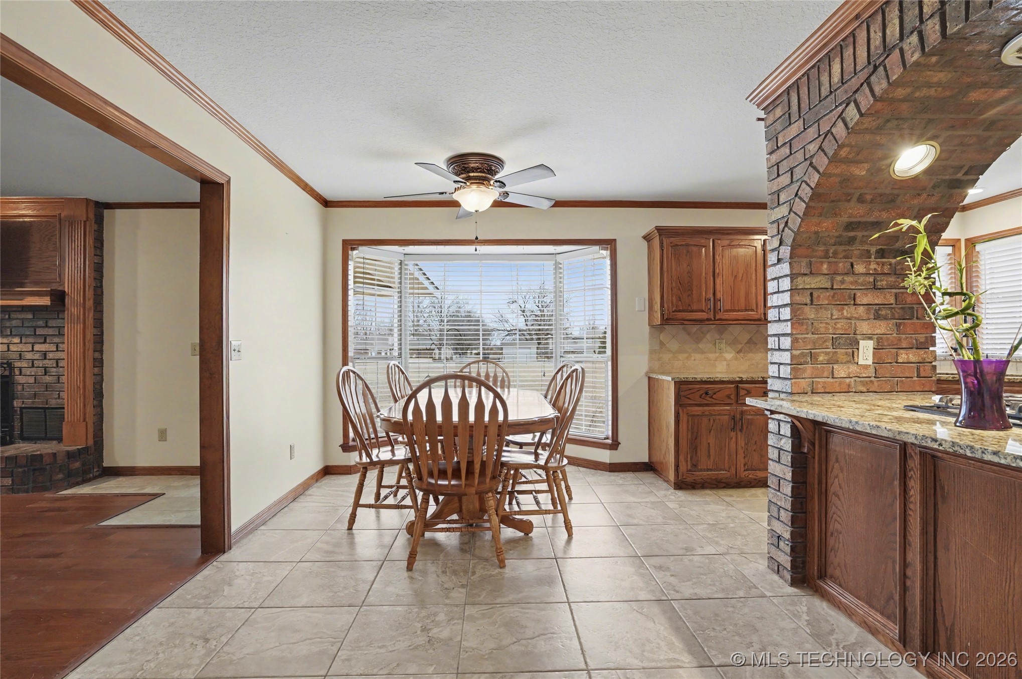 7918 N 156th East Avenue Property Photo 9