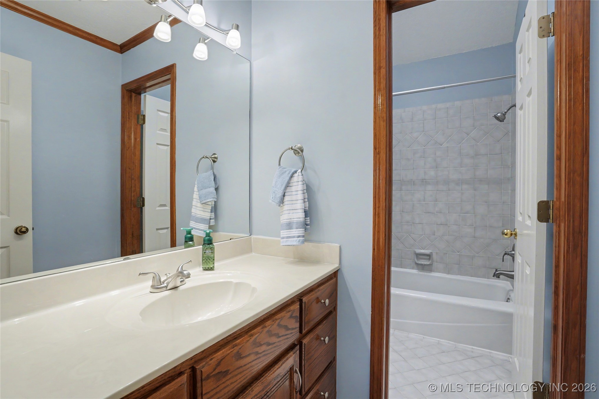 7918 N 156th East Avenue Property Photo 27