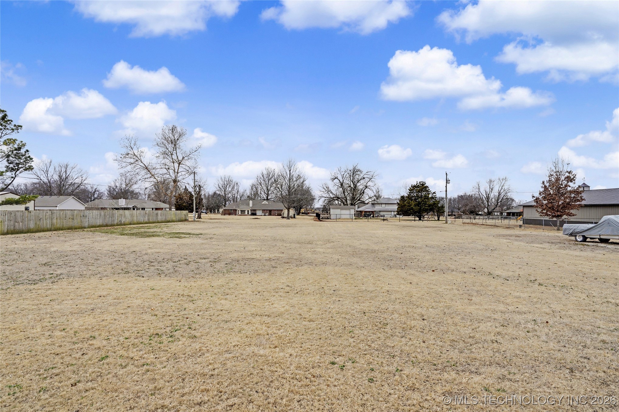 7918 N 156th East Avenue Property Photo 32