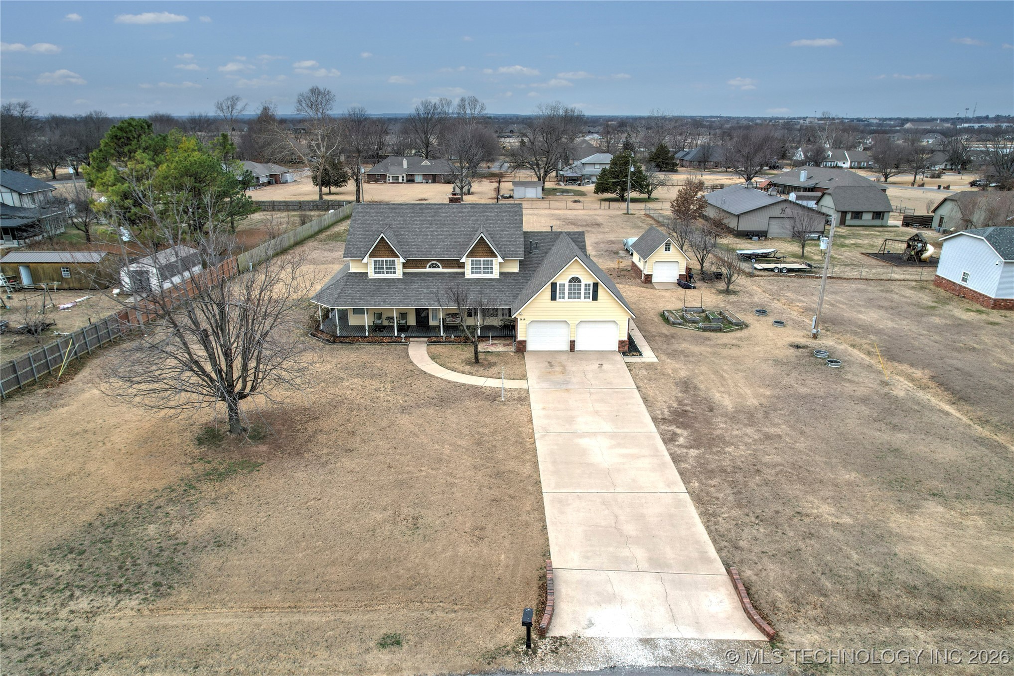 7918 N 156th East Avenue Property Photo 36