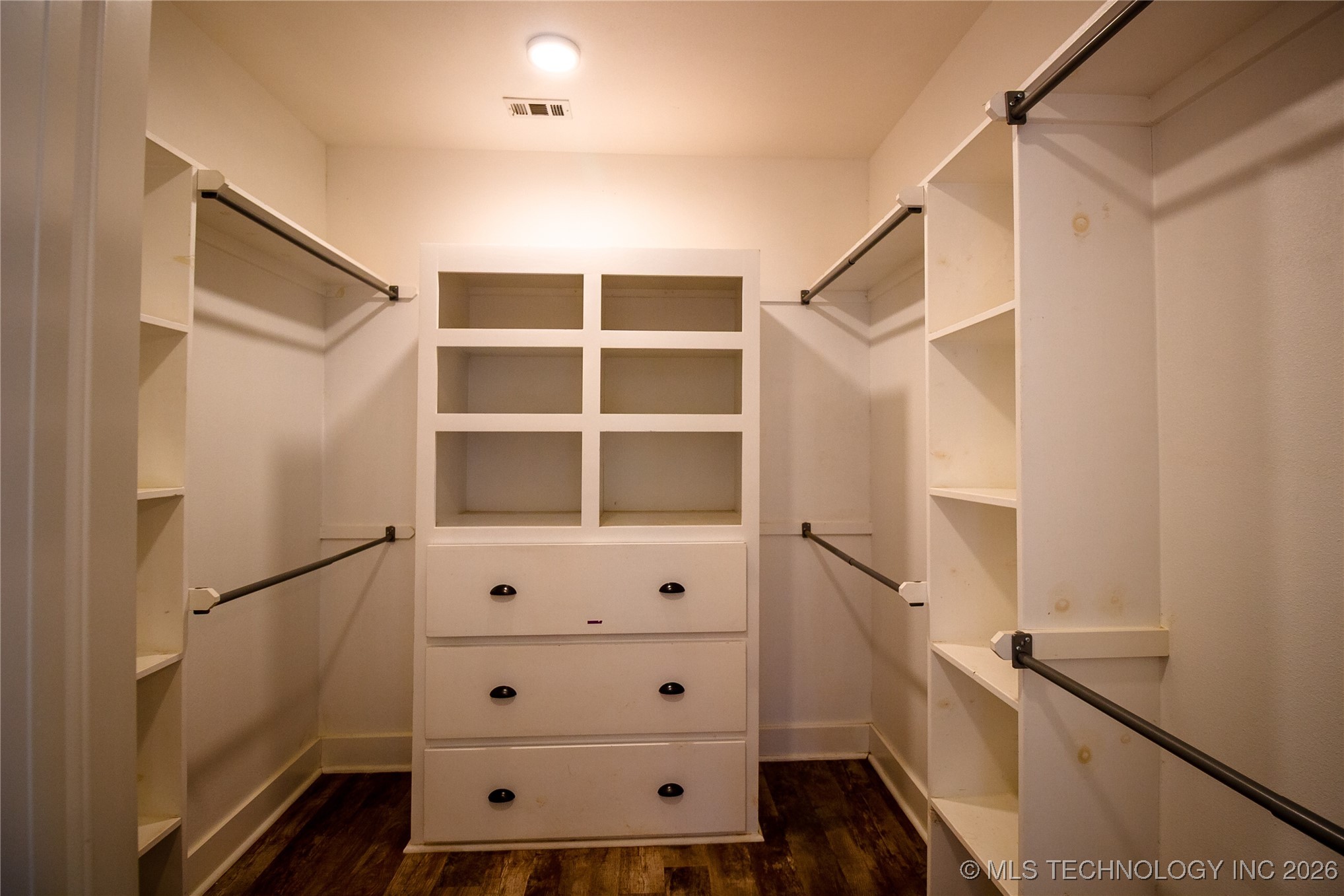 126 Lobo Property Photo 11