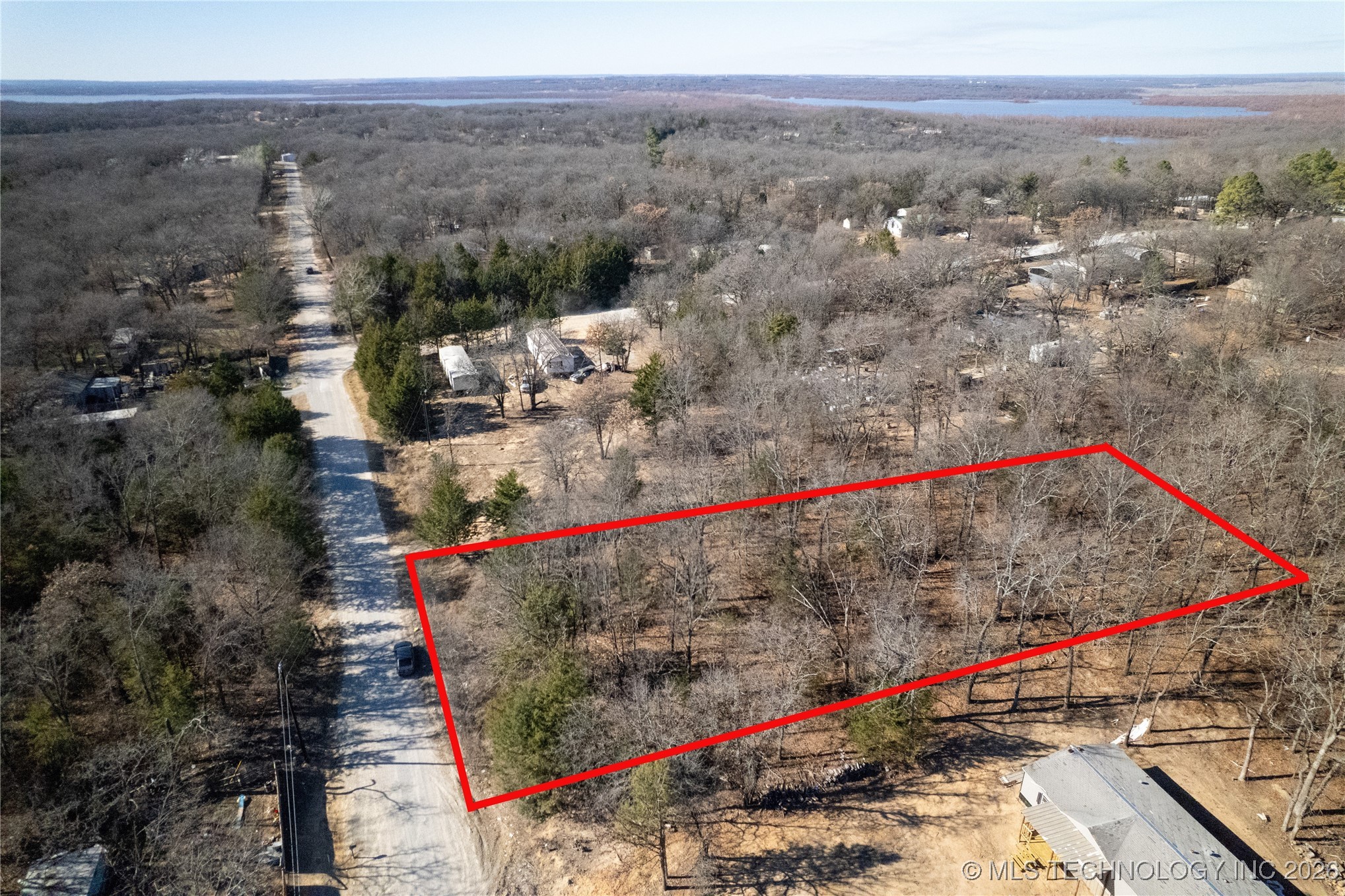 590 Crowder Road Property Photo 3