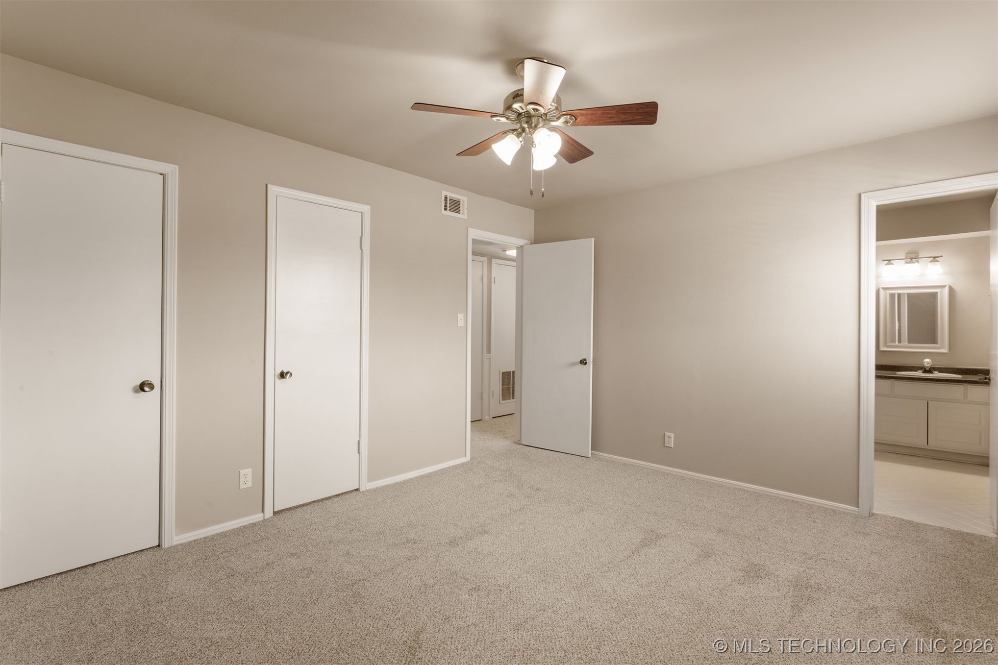 4303 E 68th Street 628 Property Photo 26