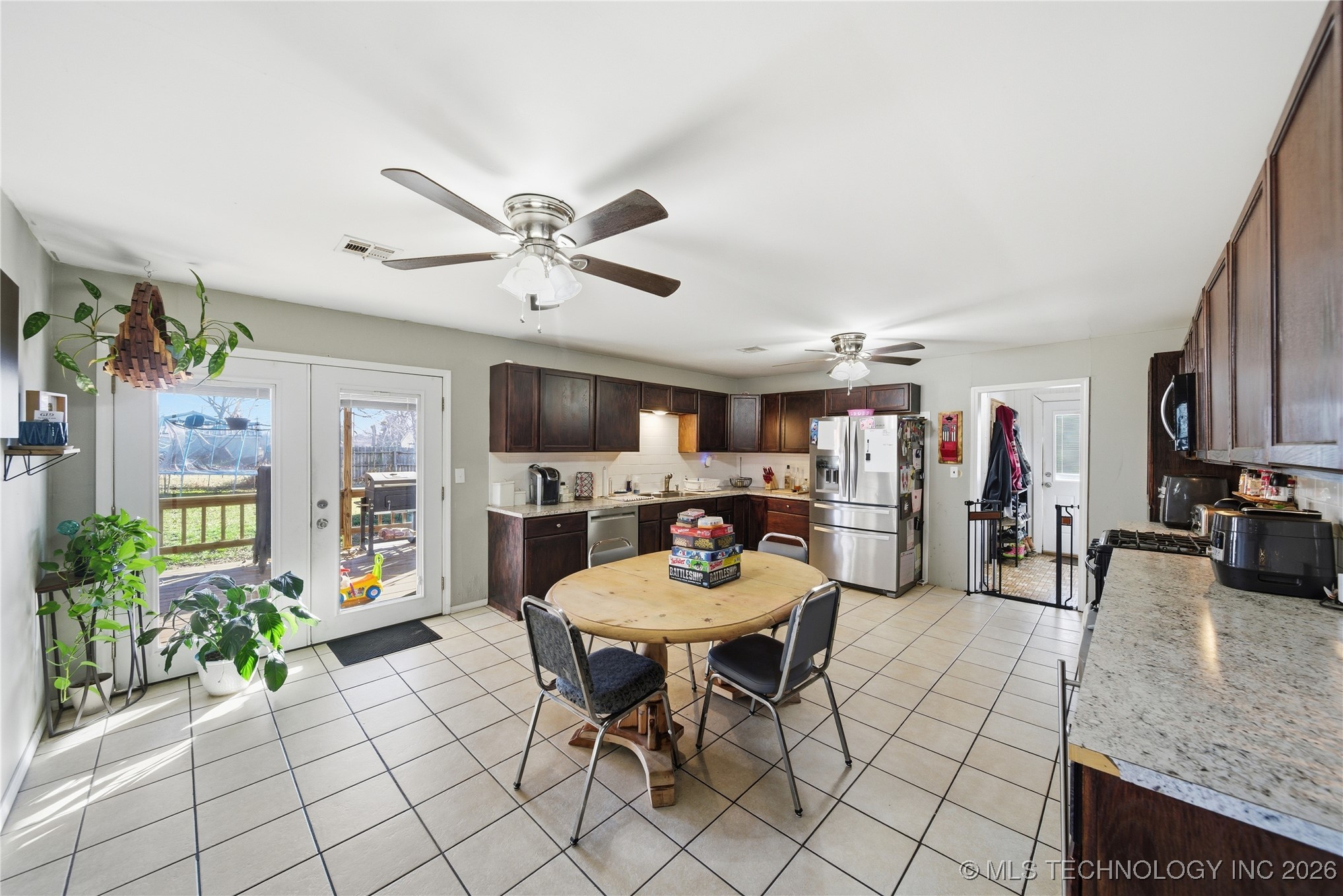 701 S 4th Street Property Photo 8