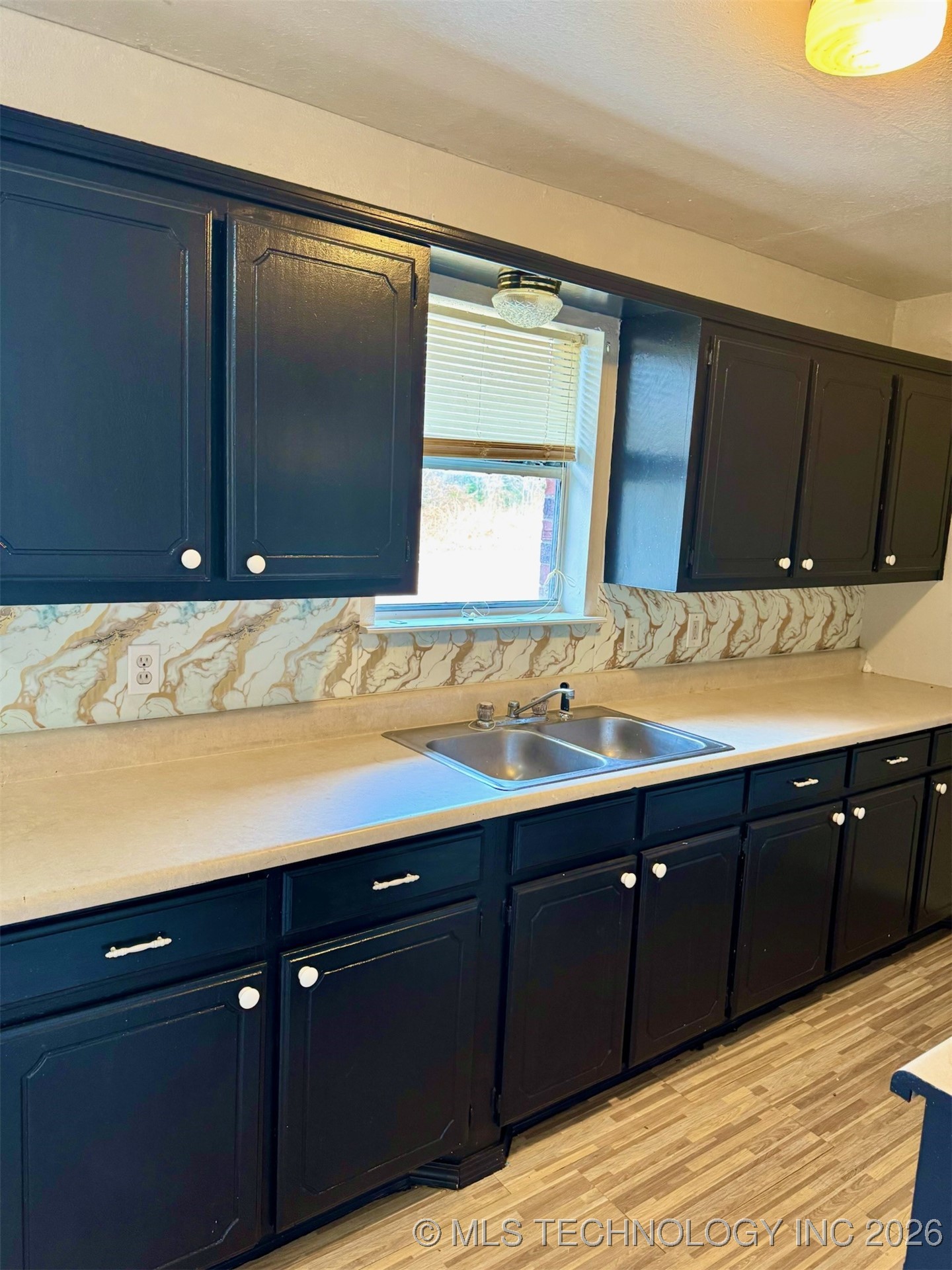 1408 Kiamichi Street Property Photo 8