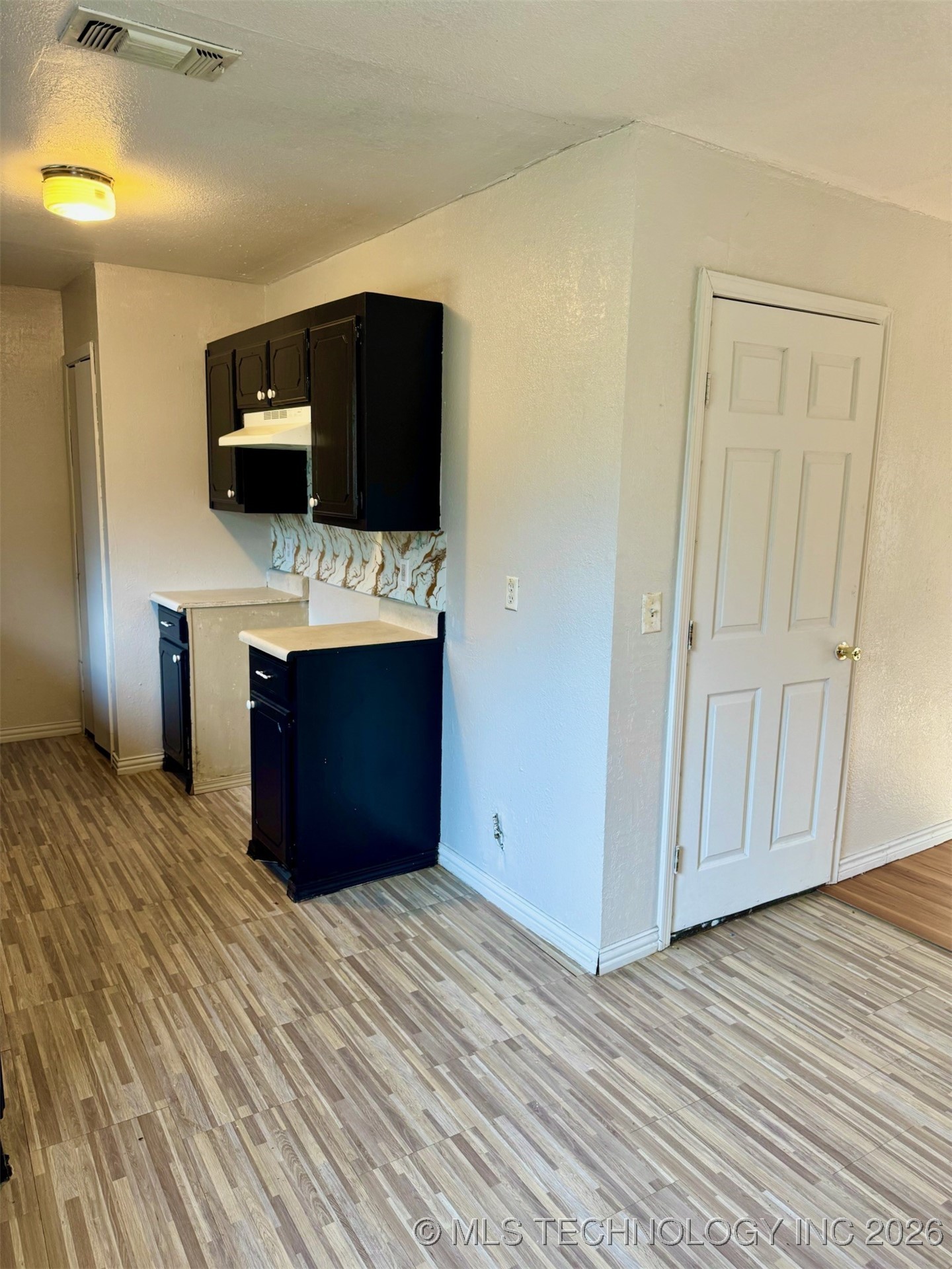 1408 Kiamichi Street Property Photo 11