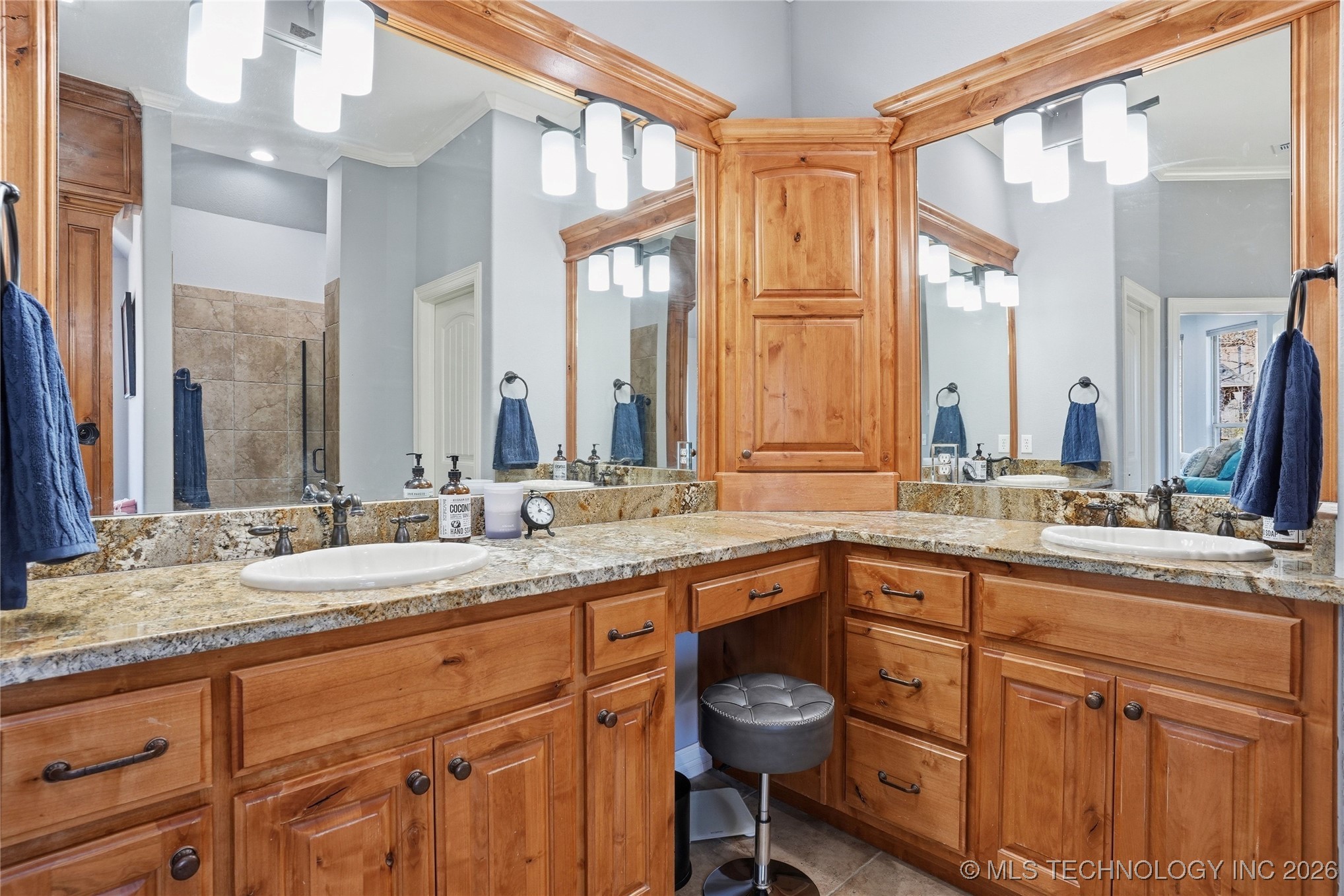 18810 Timberlake Drive Property Photo 33