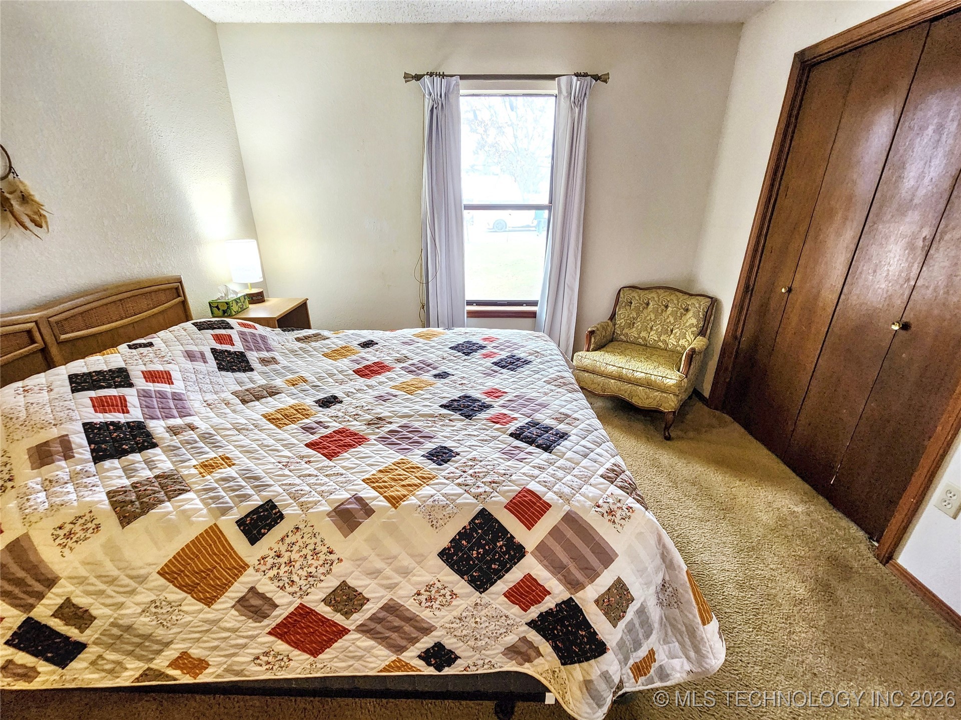 606 Jeffery Street Property Photo 39