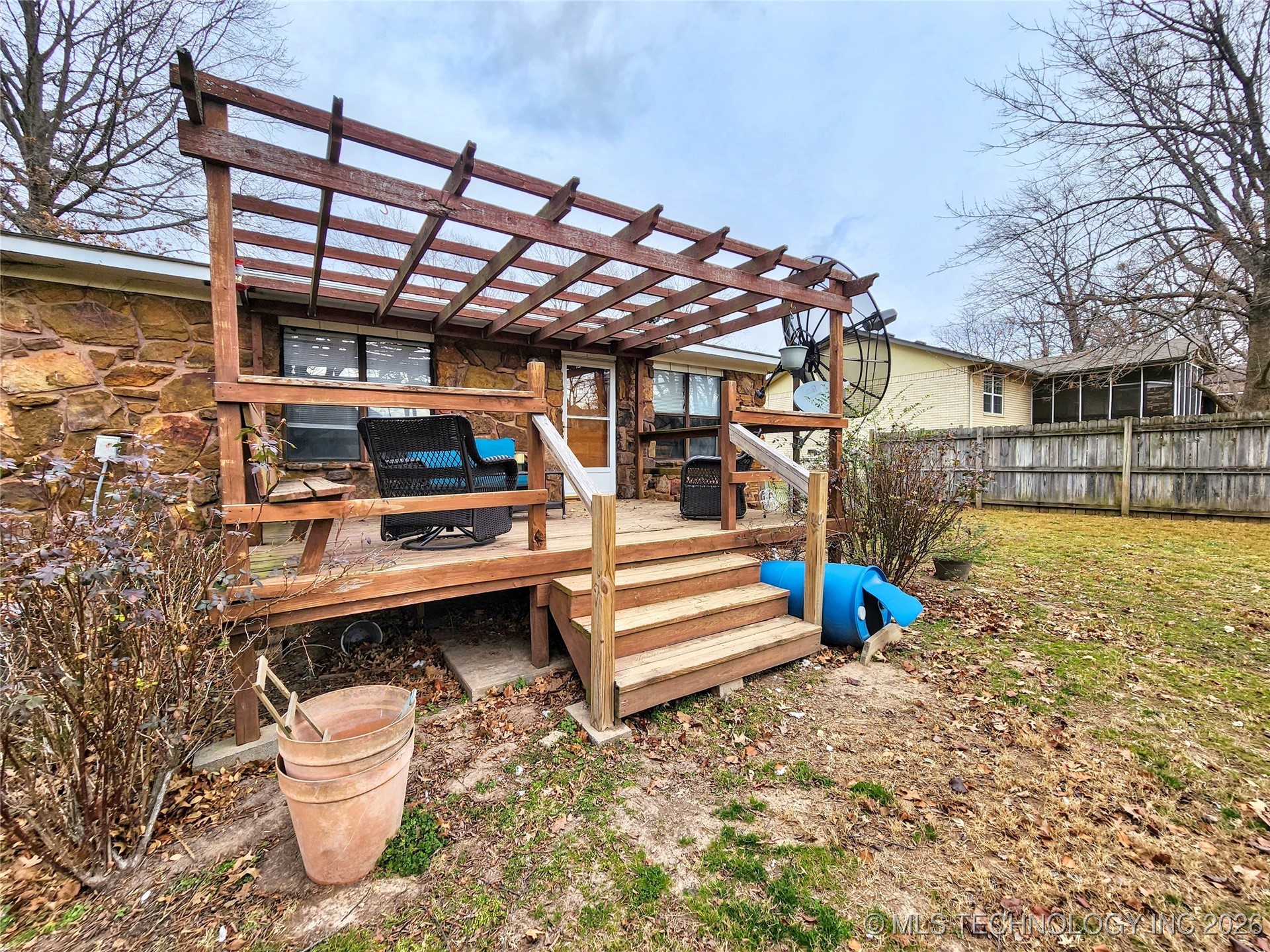 606 Jeffery Street Property Photo 69