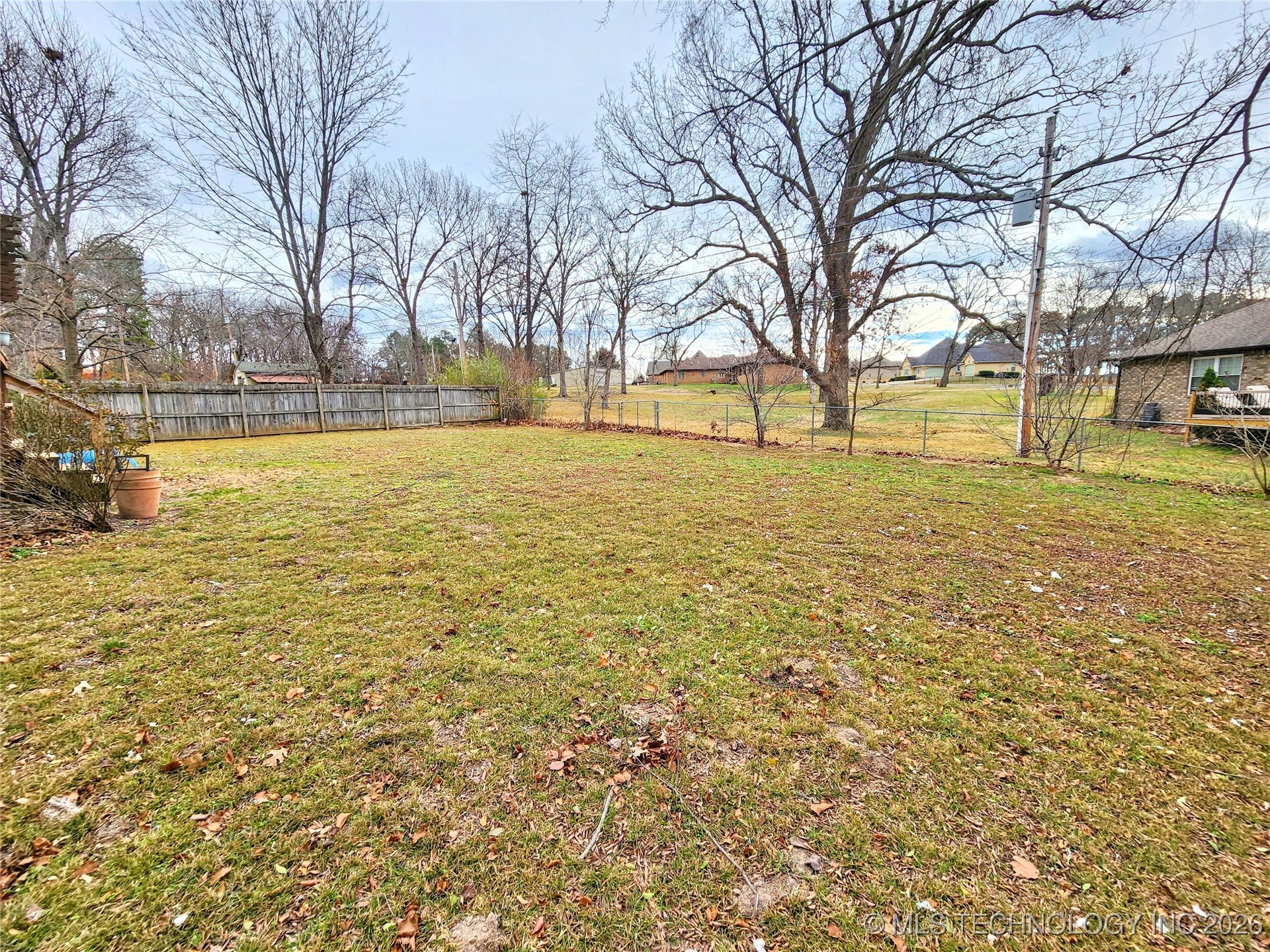 606 Jeffery Street Property Photo 70