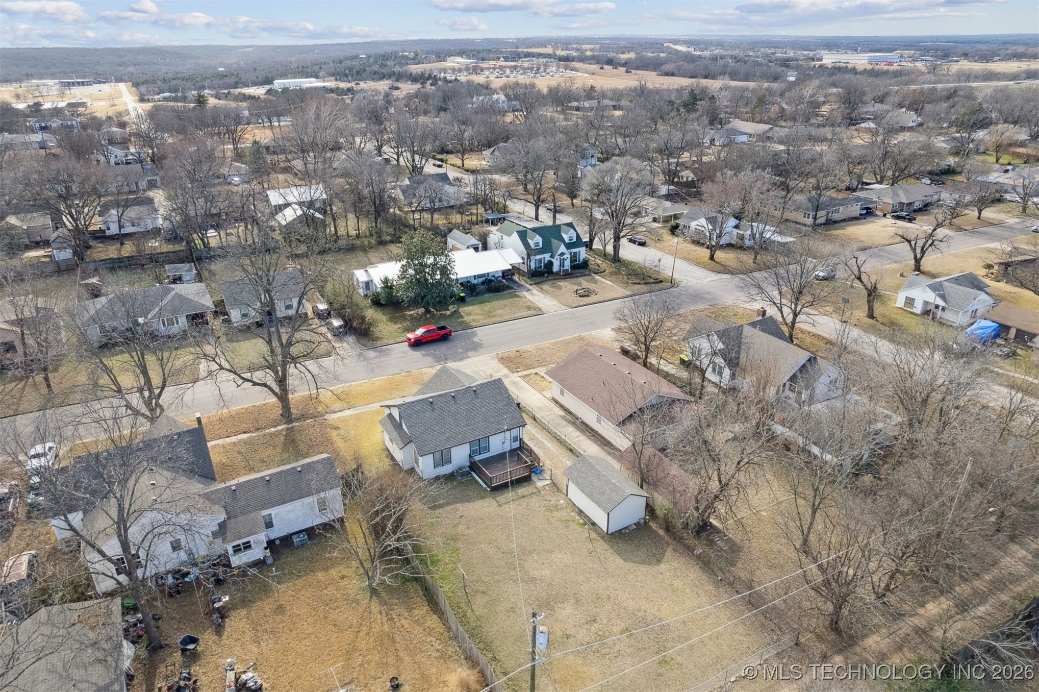 620 W 23rd Property Photo 4