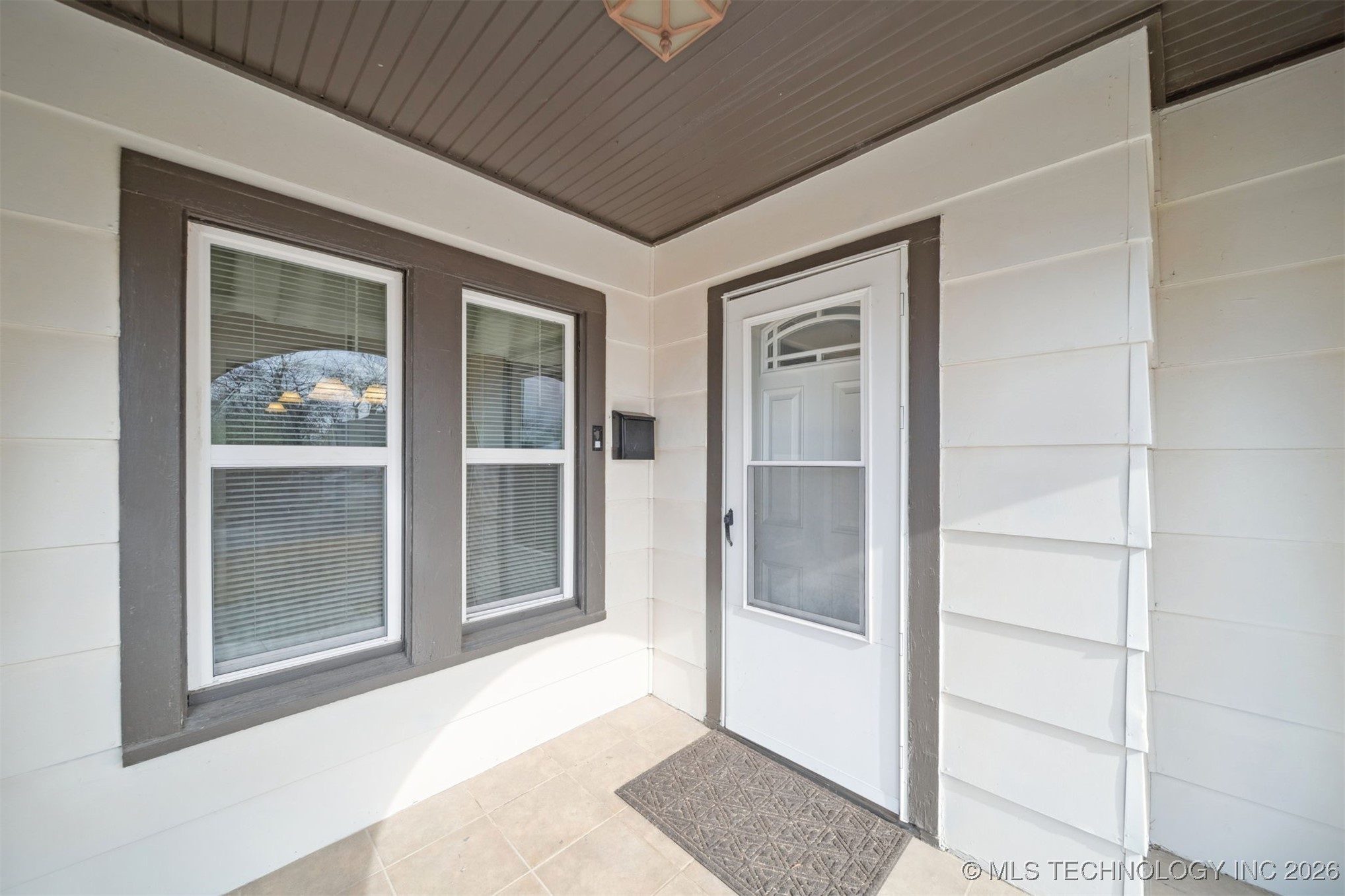 620 W 23rd Property Photo 7