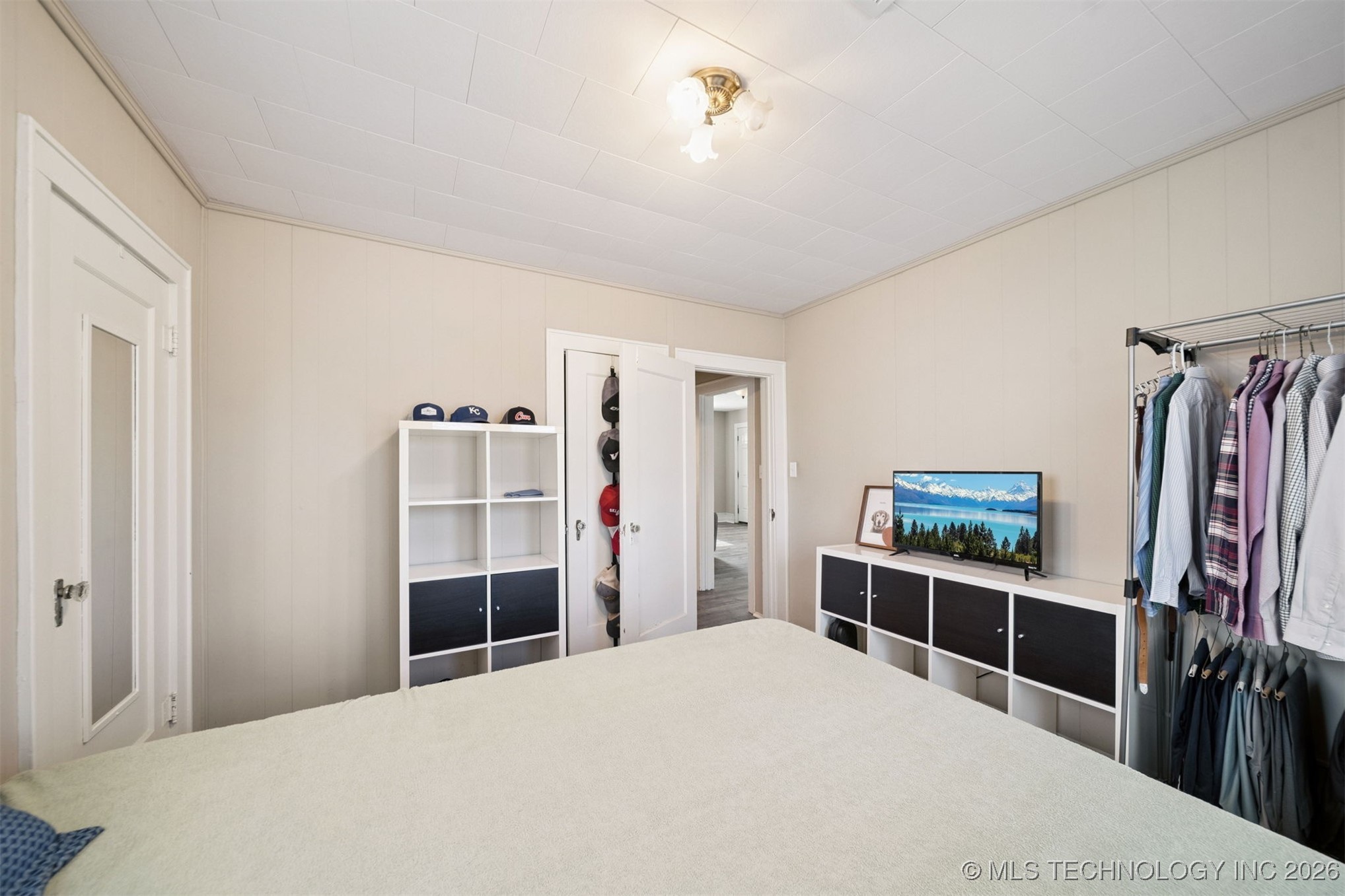 620 W 23rd Property Photo 16