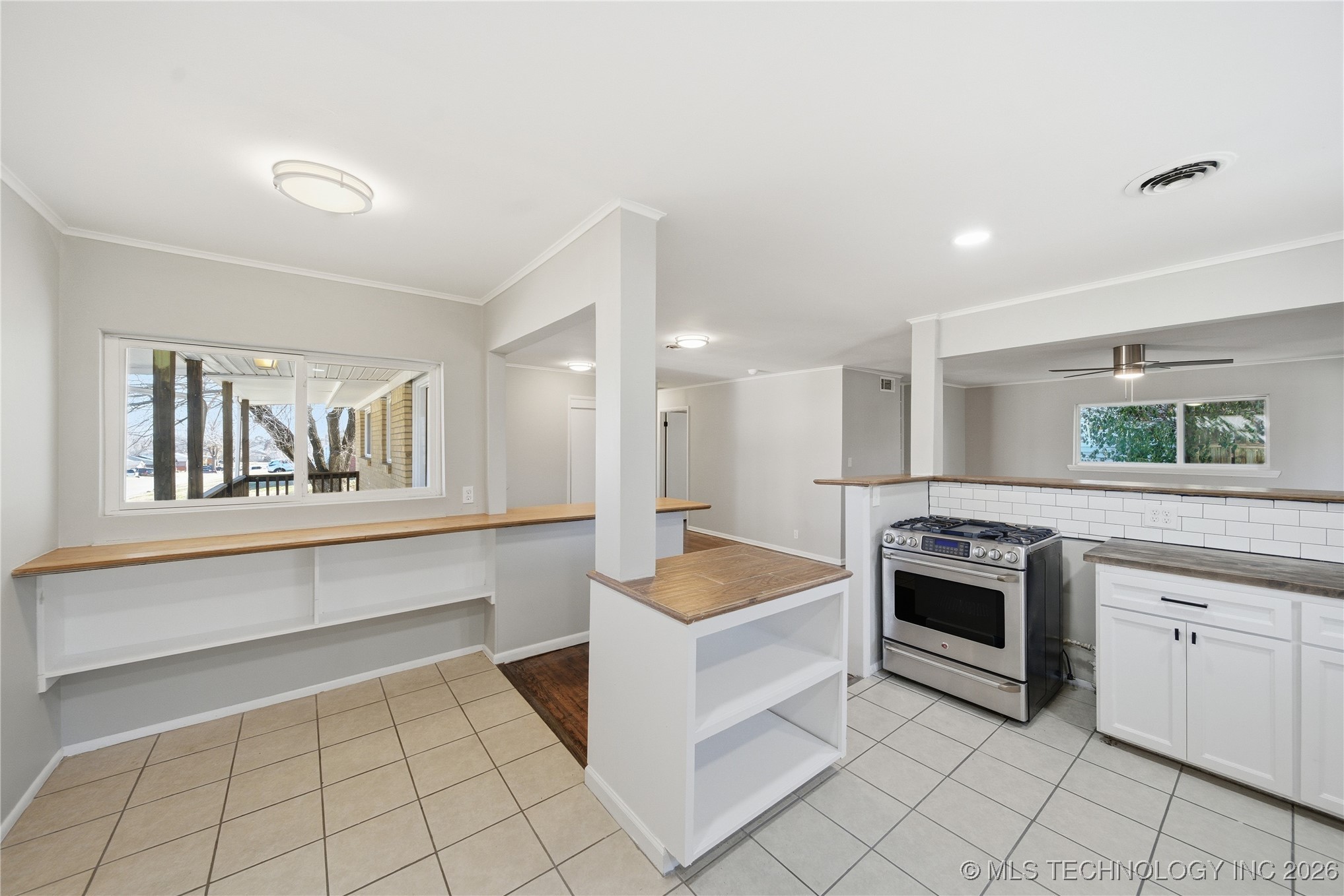 2904 S Hudson Place Property Photo 11