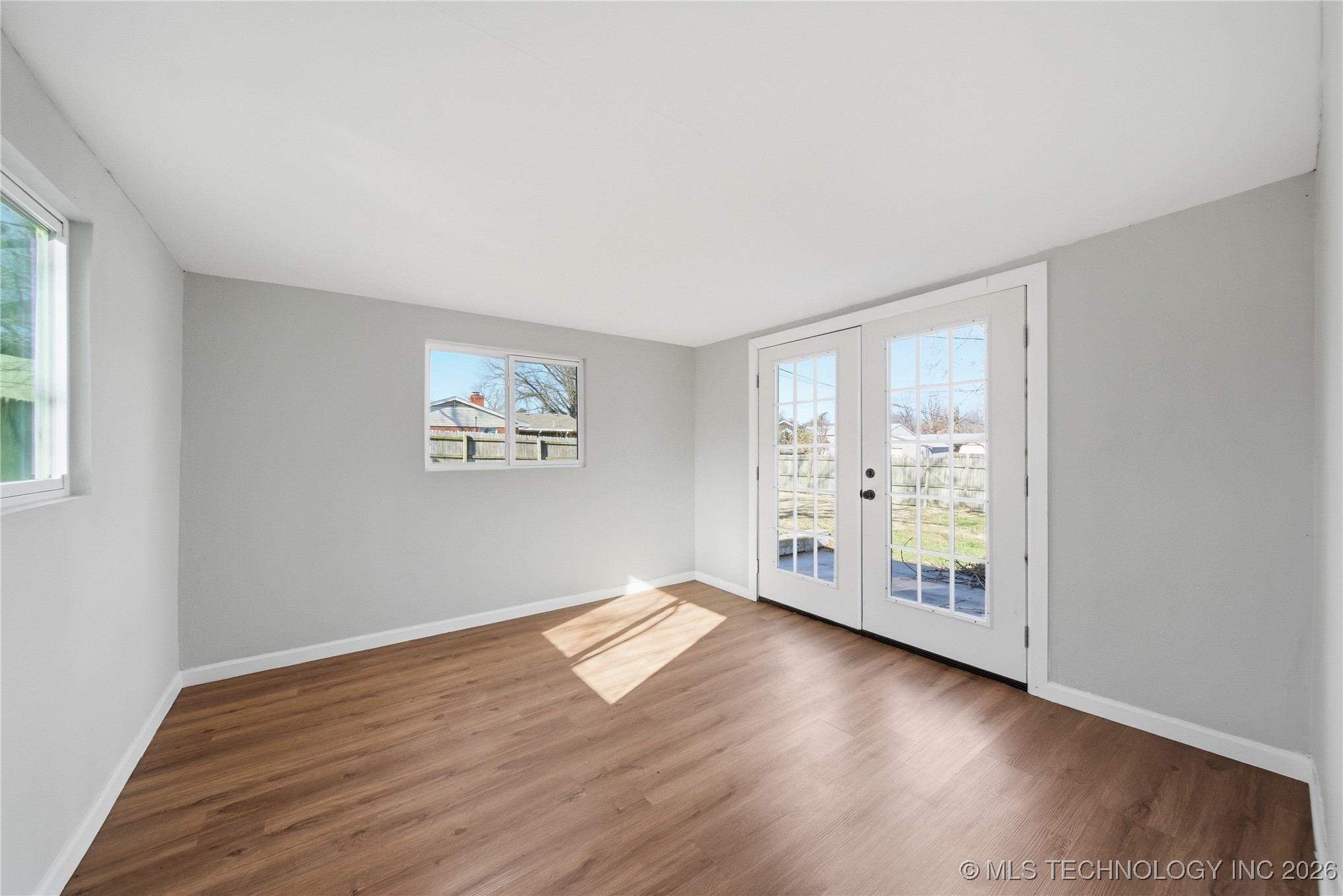 2904 S Hudson Place Property Photo 19