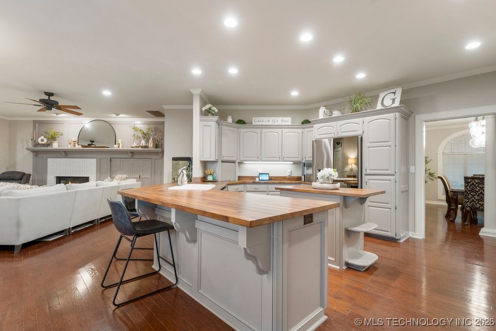 8766 Haskell Drive Property Photo 17