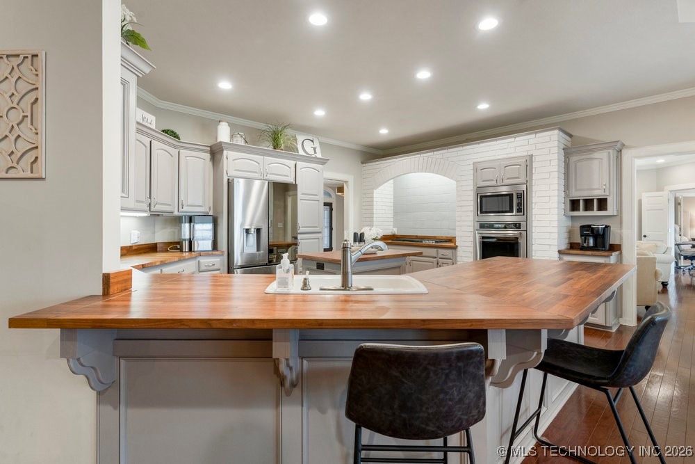 8766 Haskell Drive Property Photo 27