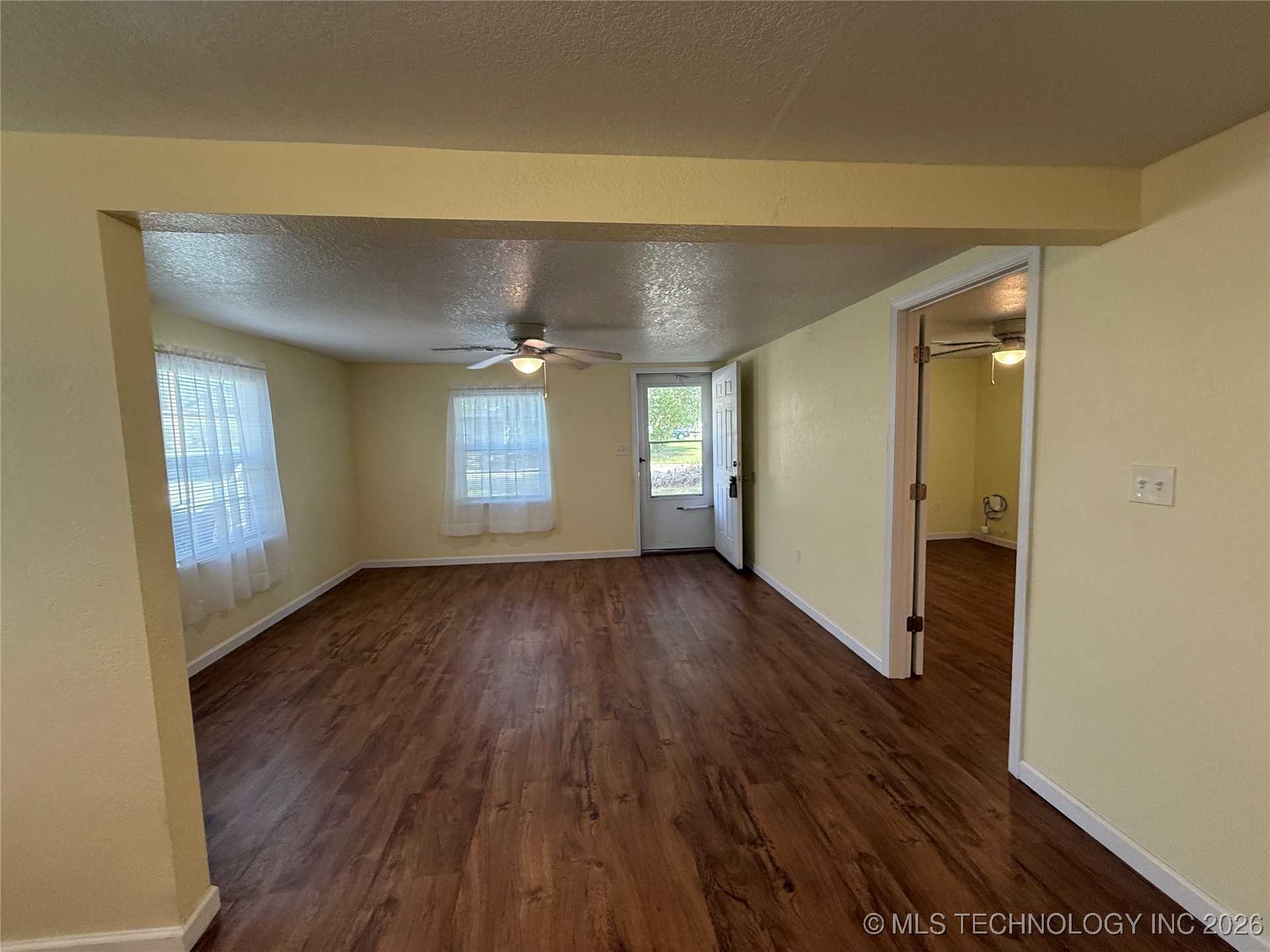 415 S 12 Street Property Photo 8