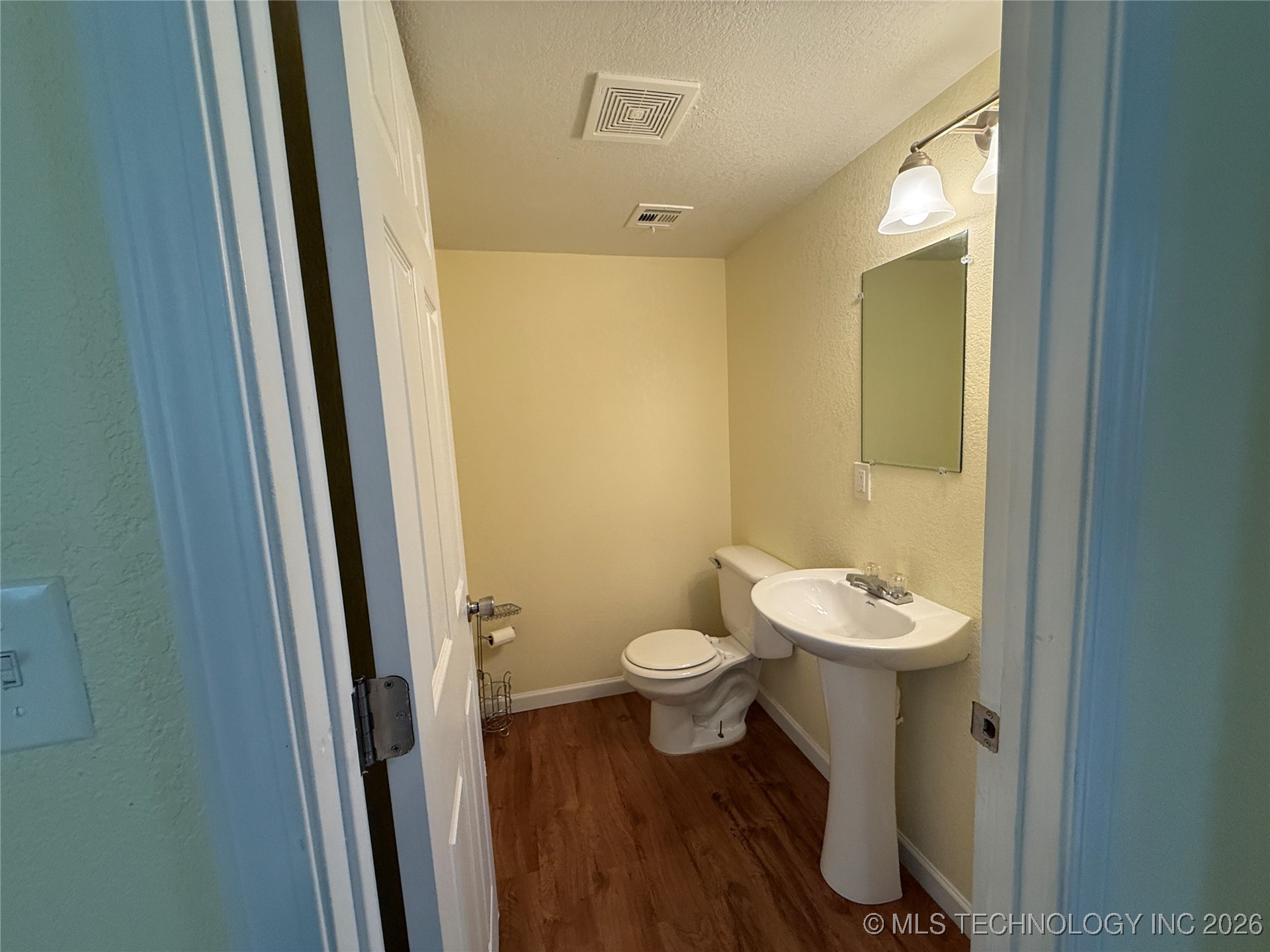 415 S 12 Street Property Photo 17