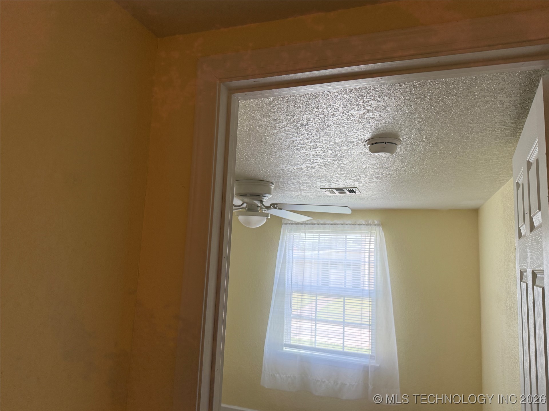 415 S 12 Street Property Photo 32