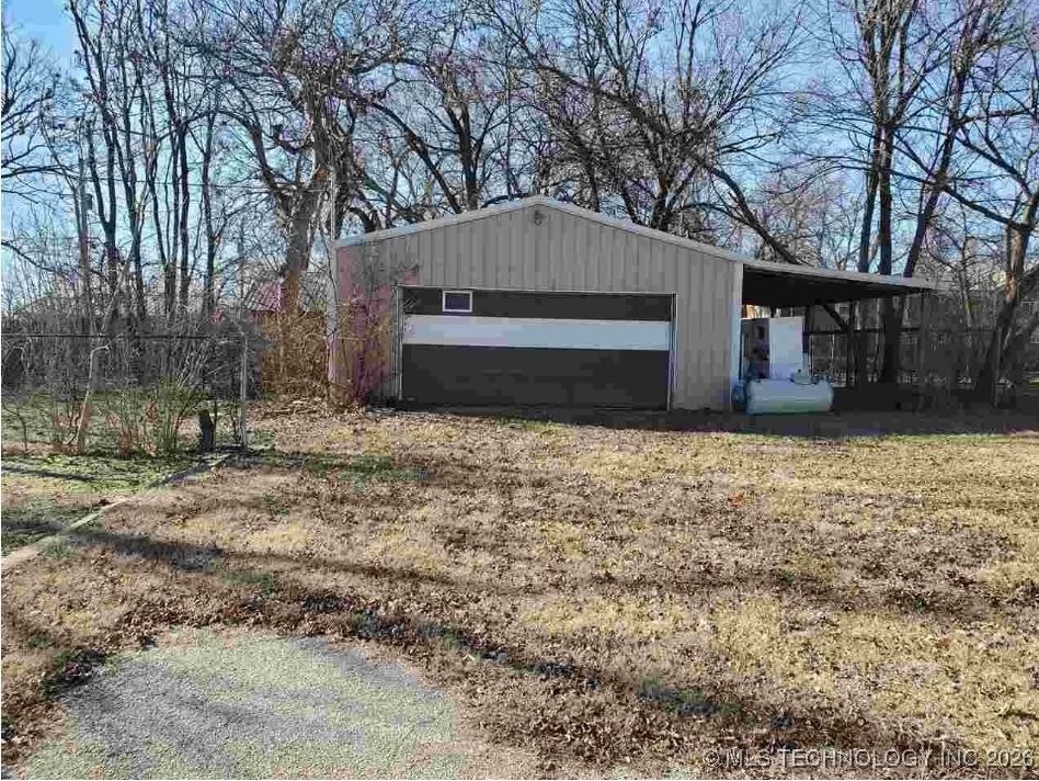 1012 S Knoblock Street Property Photo 15