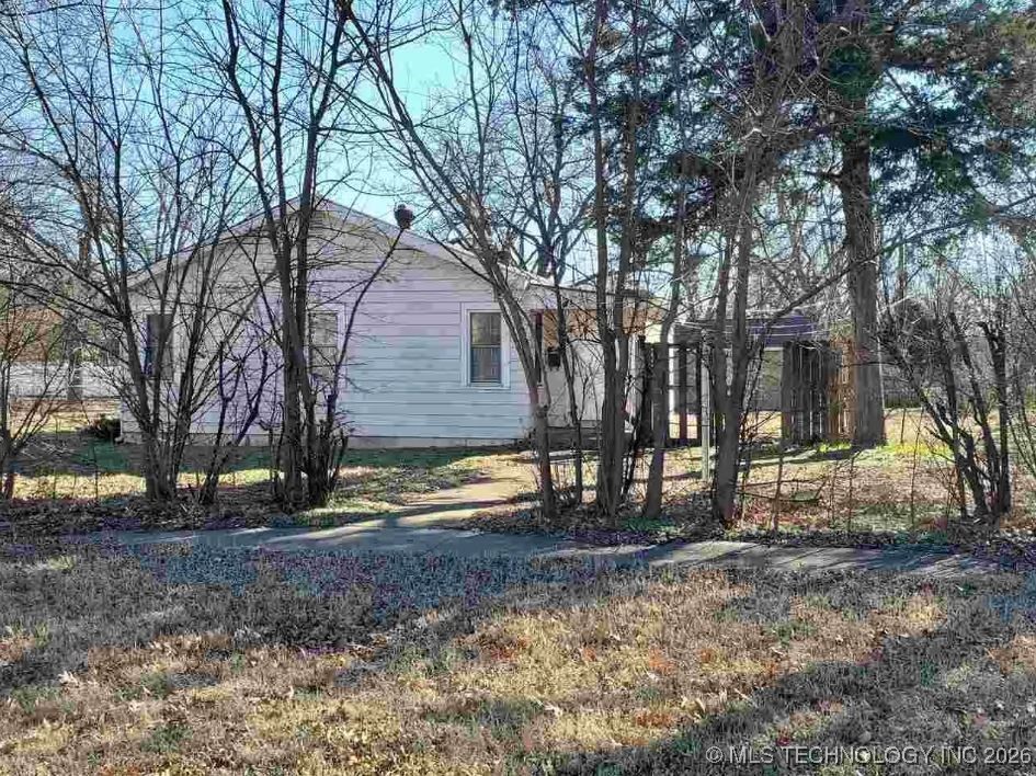 1012 S Knoblock Street Property Photo 16