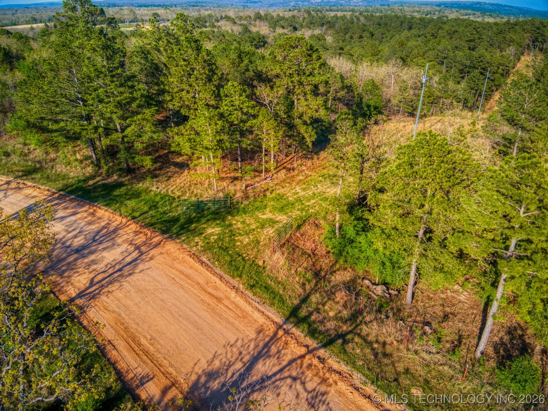 County Road 3885 Property Photo 35