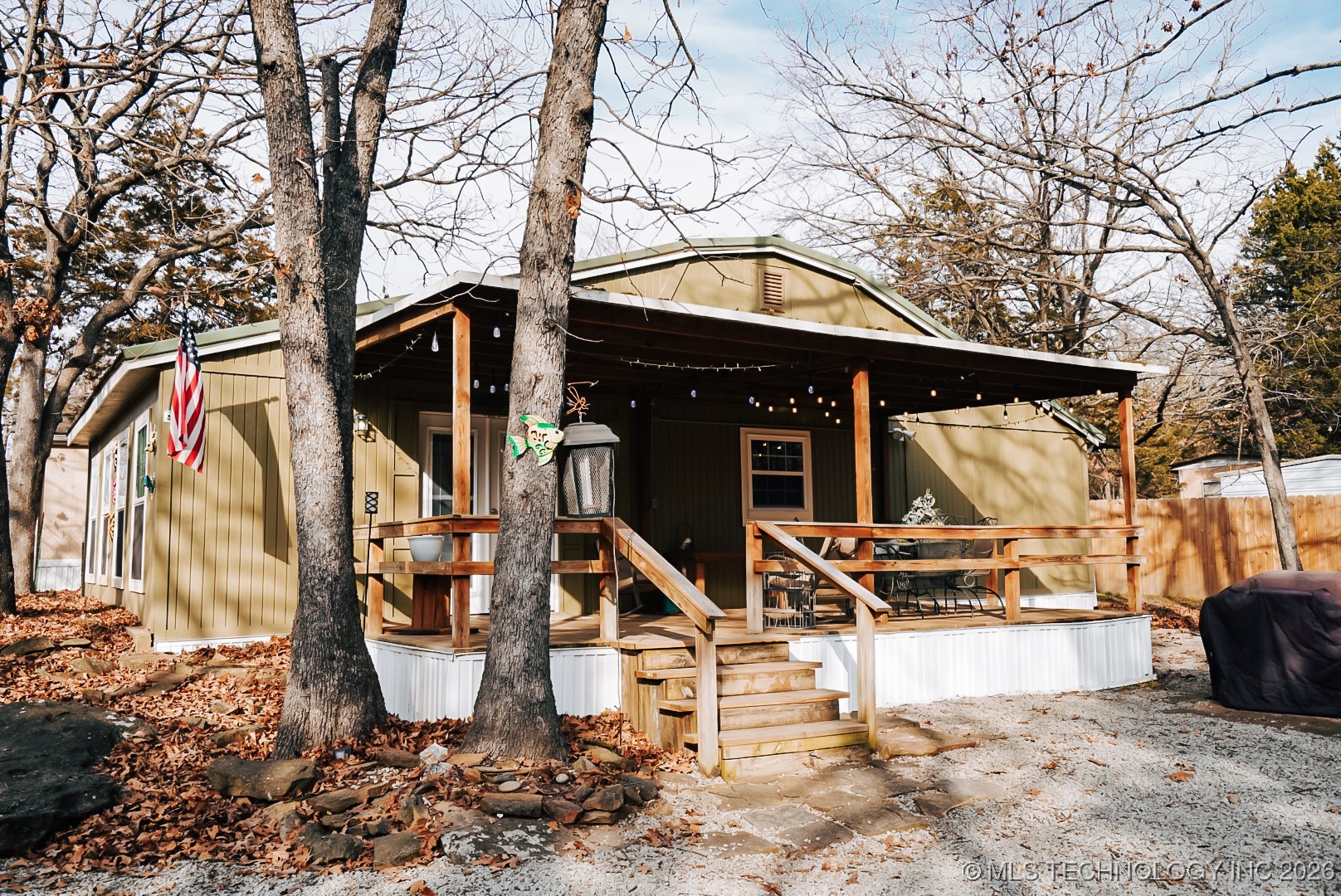 112535 S 4177 Property Photo 3