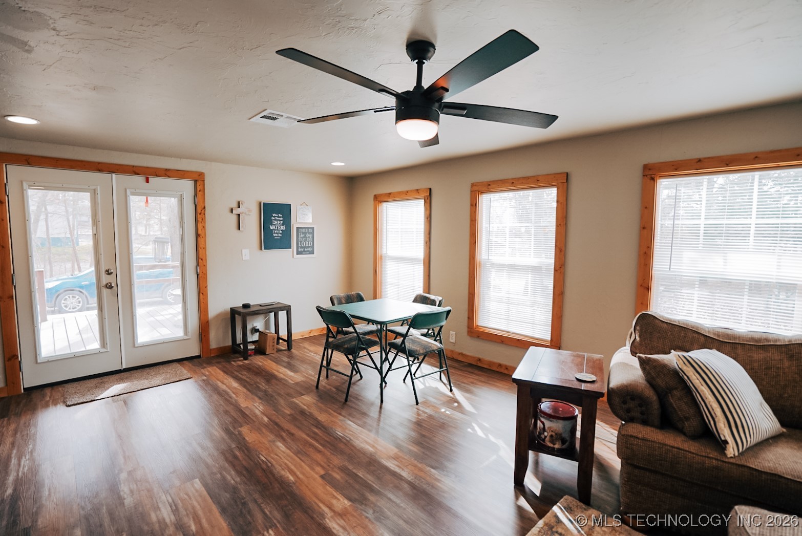 112535 S 4177 Property Photo 15