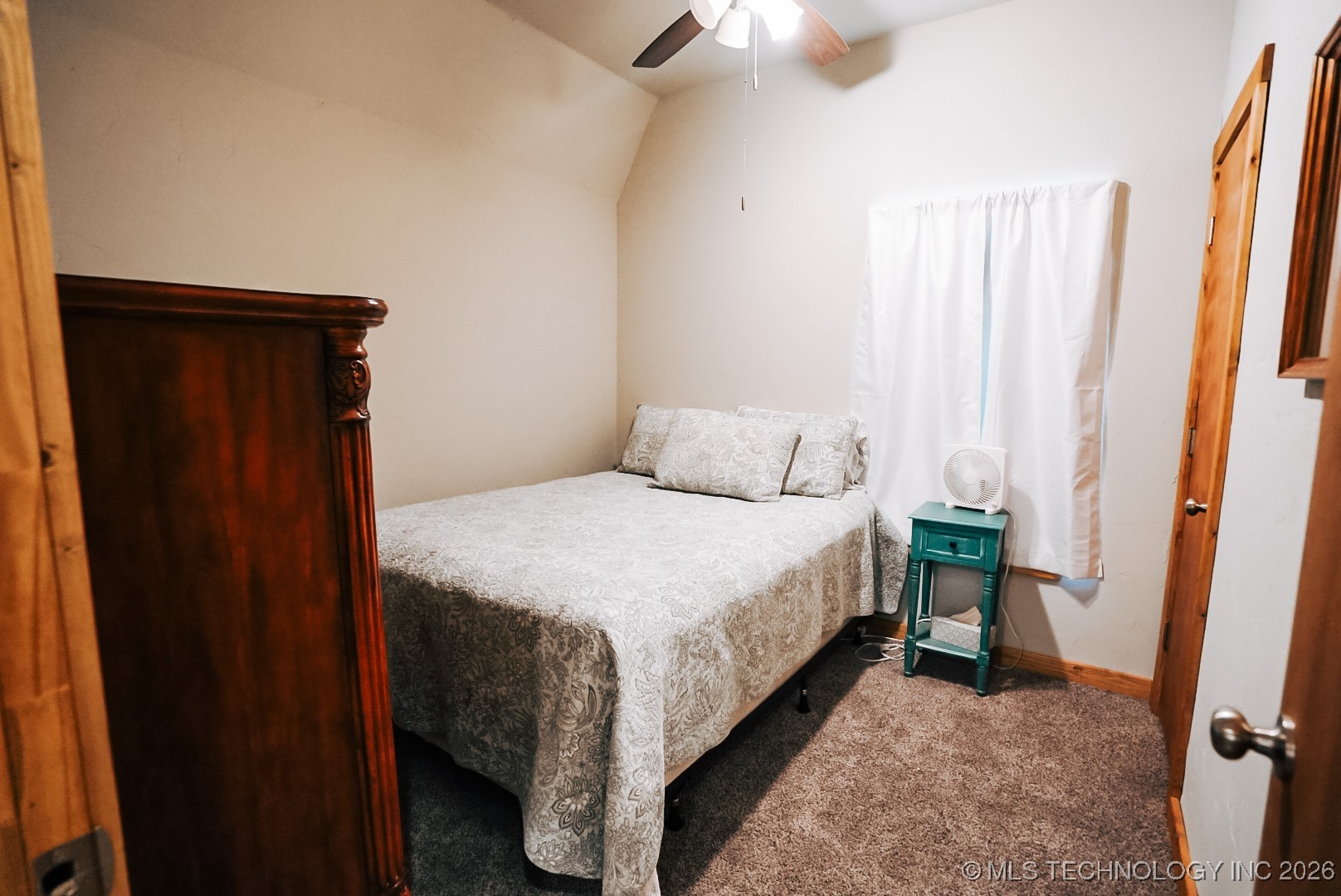 112535 S 4177 Property Photo 24